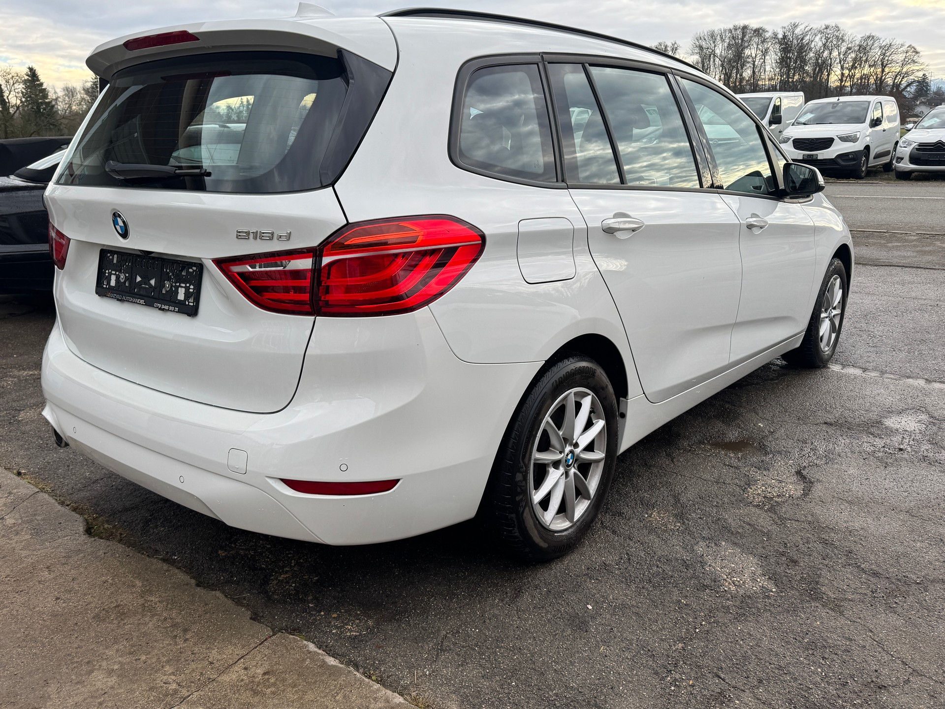 BMW 218d Gran Tourer Spor Line Steptronic-image-5