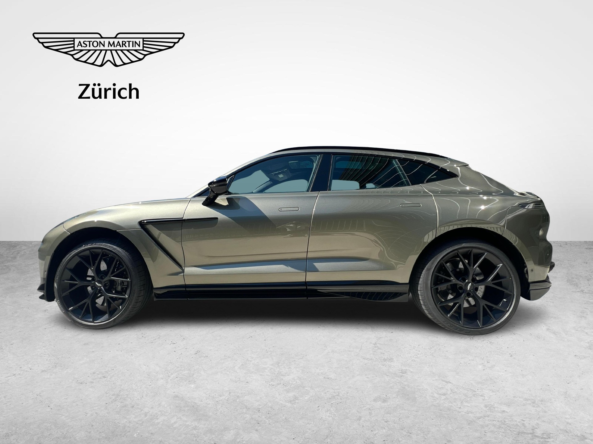 ASTON MARTIN DBX 707 4.0 V8 Bi-Turbo-image-1