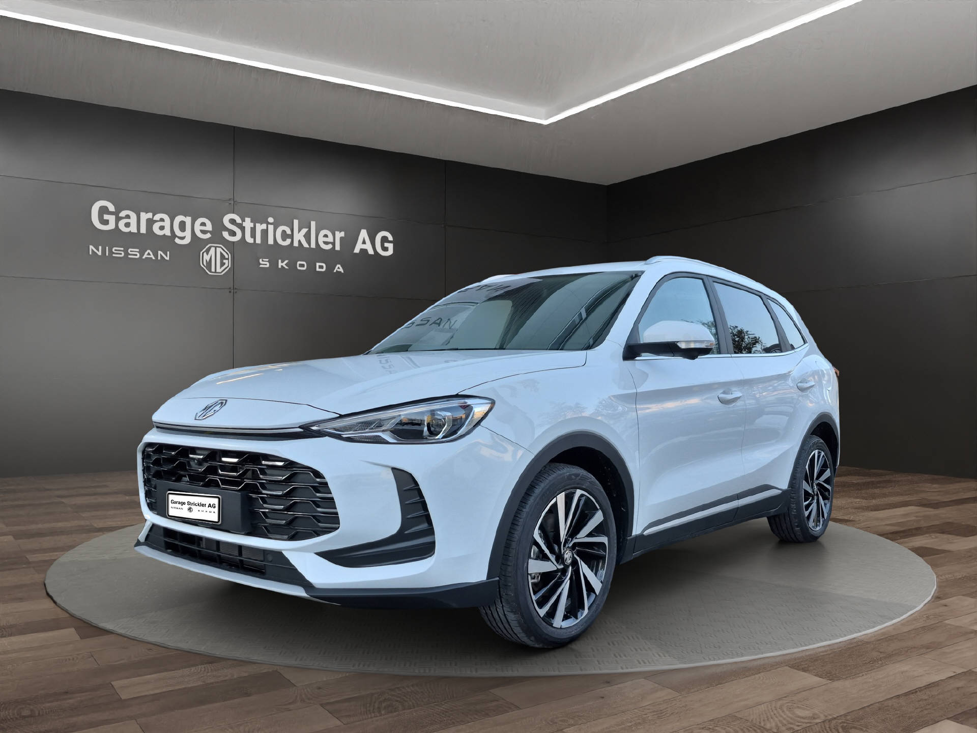 MG ZS 1.5 Hybrid+ Luxury-image-0