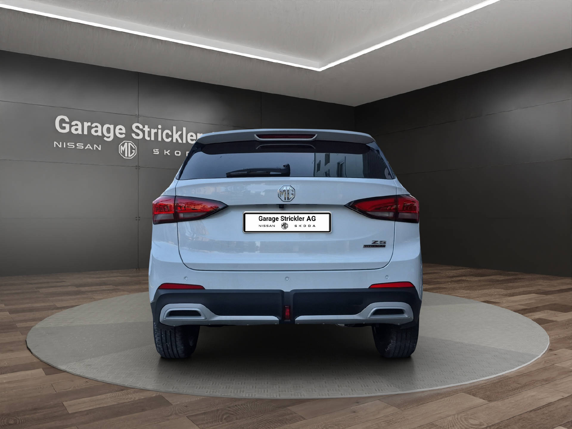 MG ZS 1.5 Hybrid+ Luxury-image-3