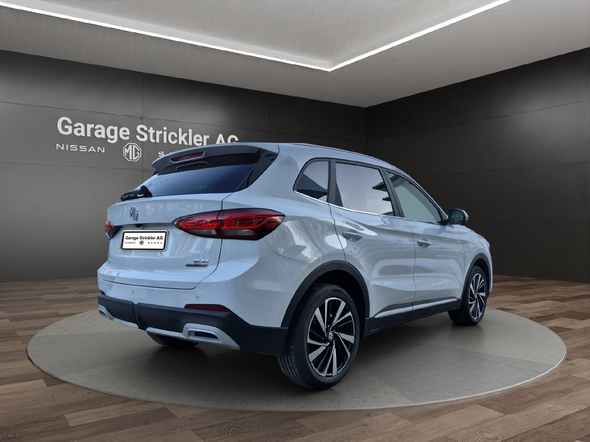 MG ZS 1.5 Hybrid+ Luxury-image-4