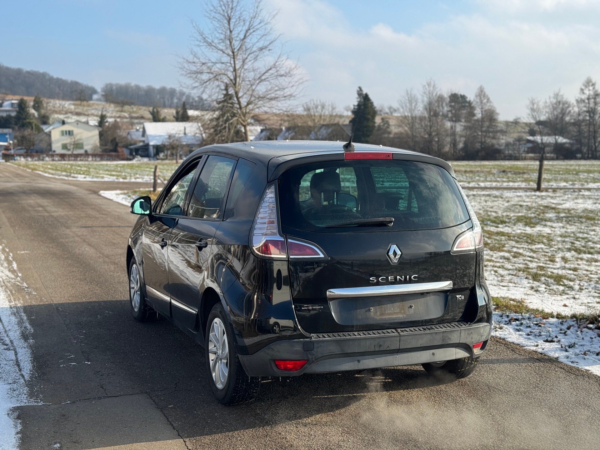 RENAULT Scénic 1.2 16V Turbo Swiss Edition-image-3