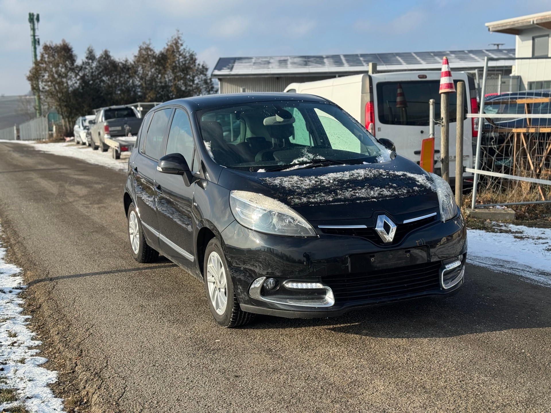 RENAULT Scénic 1.2 16V Turbo Swiss Edition-image-1