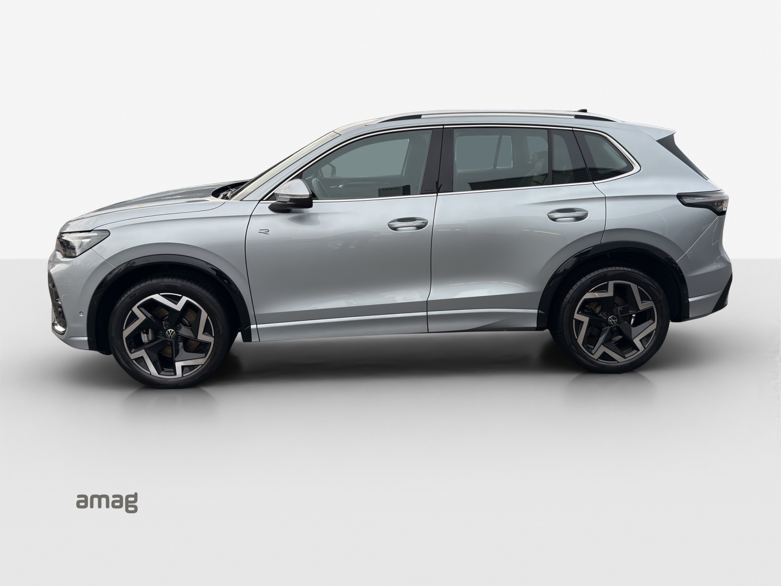 VW Tiguan 2.0 TDI SCR R-Line 4Motion DSG-image-1
