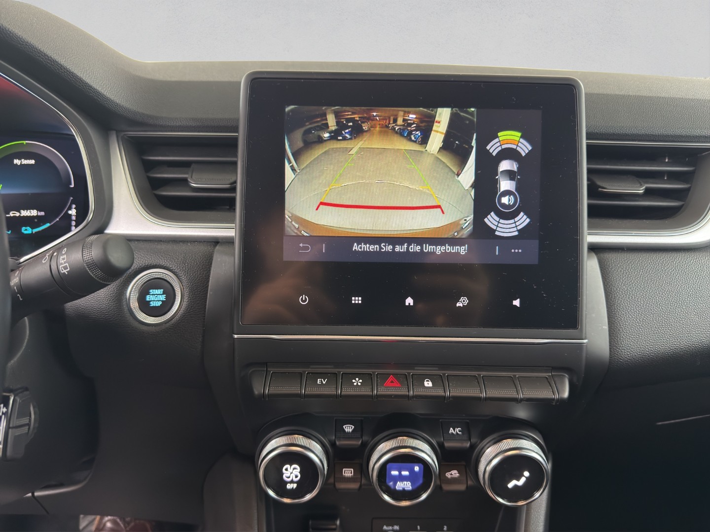 RENAULT Captur 1.6 E-Tech 145 Intens DHT-image-9