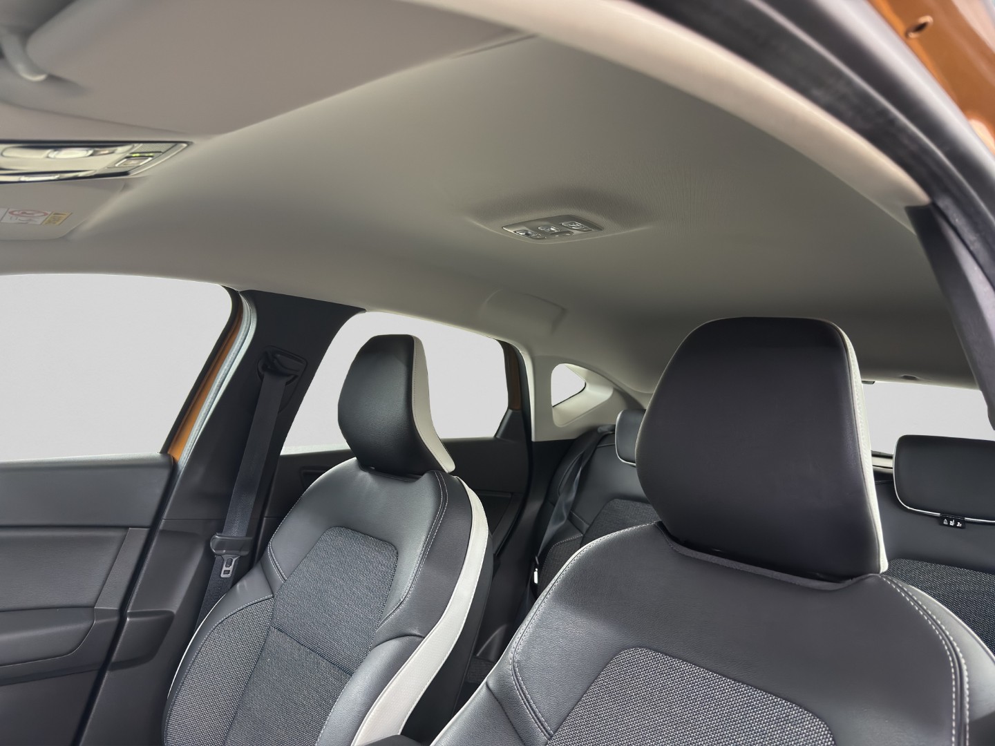 RENAULT Captur 1.6 E-Tech 145 Intens DHT-image-16