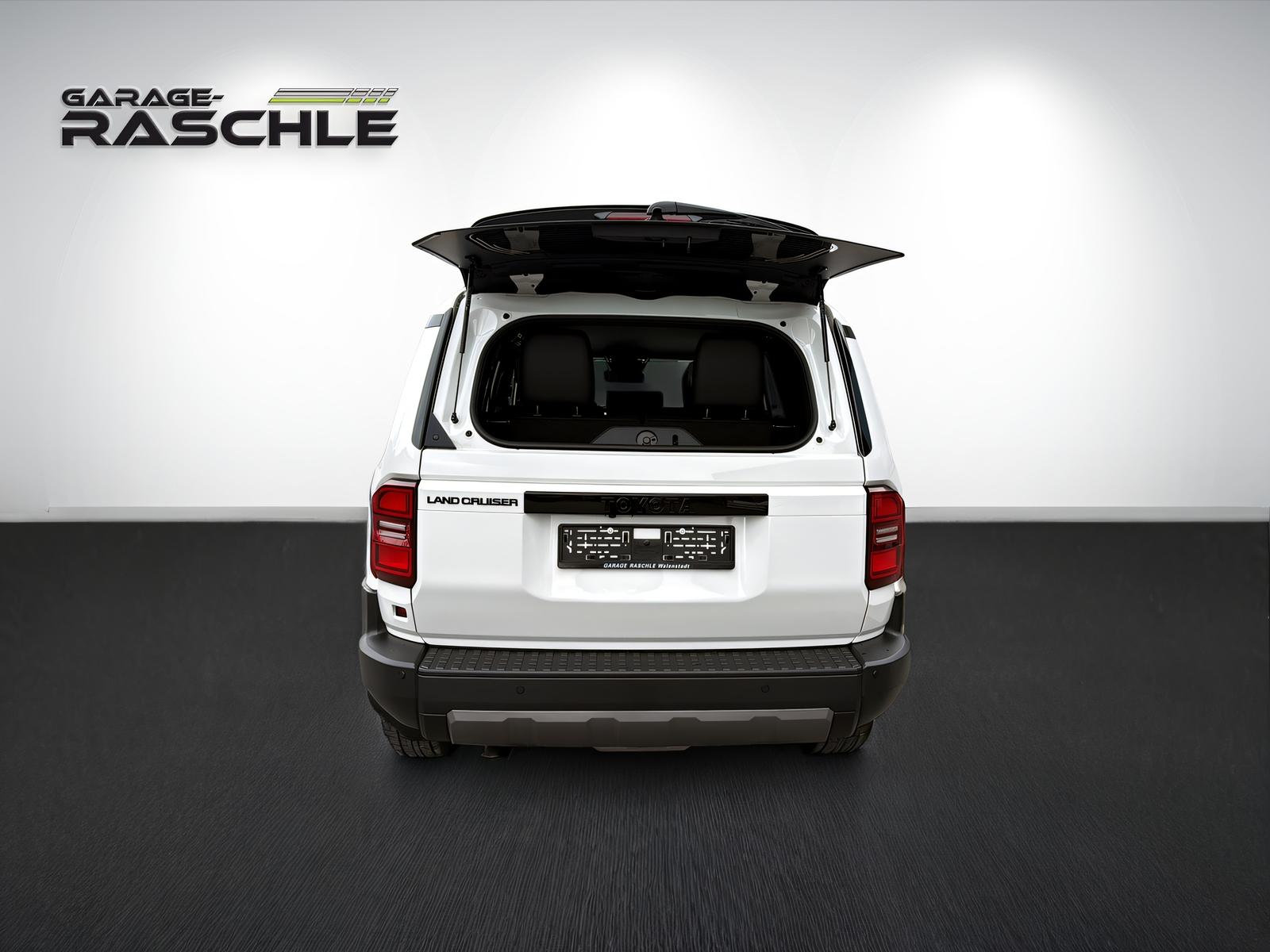 TOYOTA Land Cruiser 2.8 D 48V Style-image-10