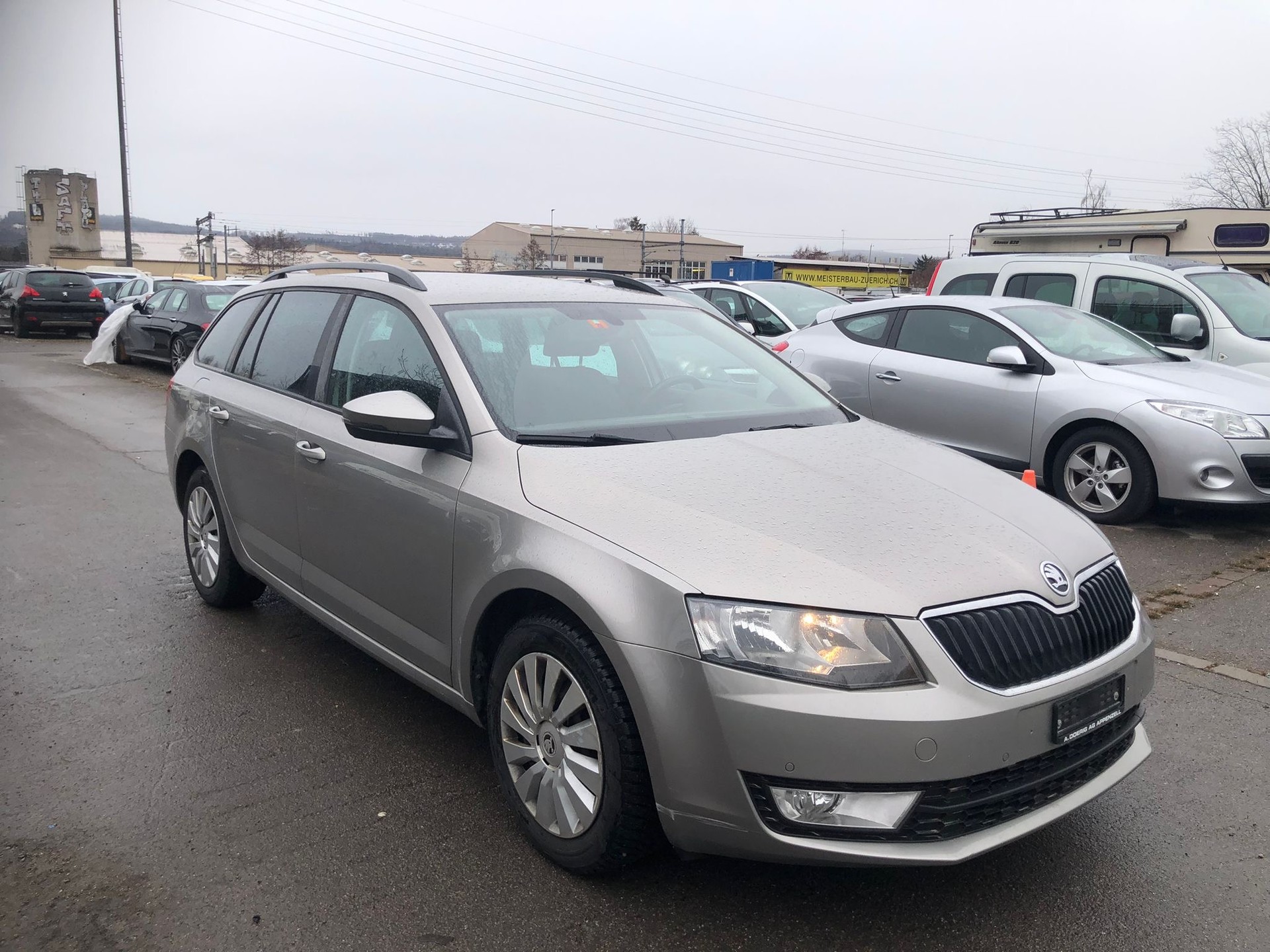 SKODA Octavia Combi 2.0 TDI Fresh 4x4-image-2