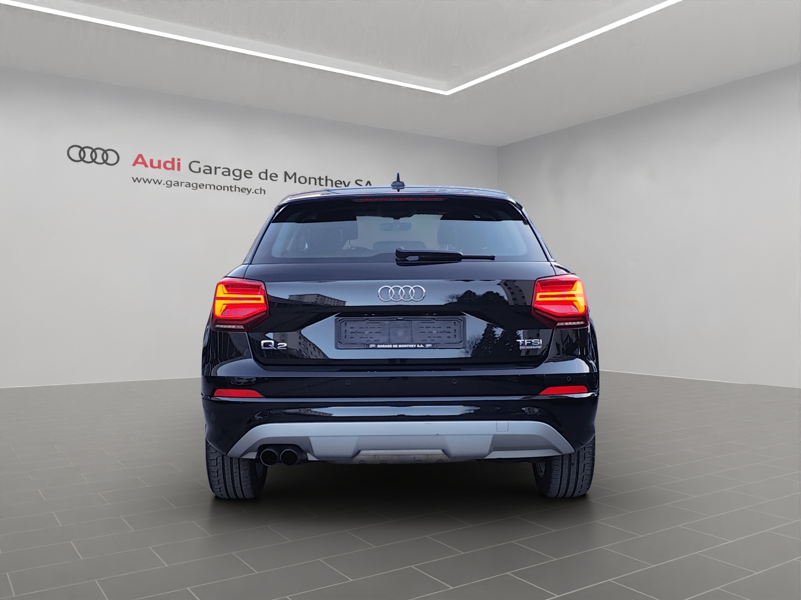 AUDI Q2 2.0 TFSI sport quattro S-tronic-image-3