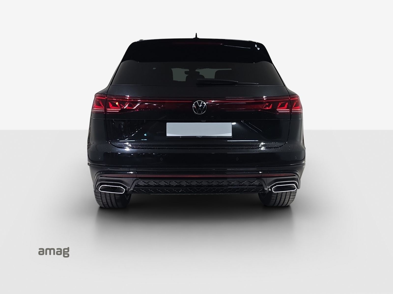 VW Touareg 3.0 TDI R-Line Tiptronic-image-3