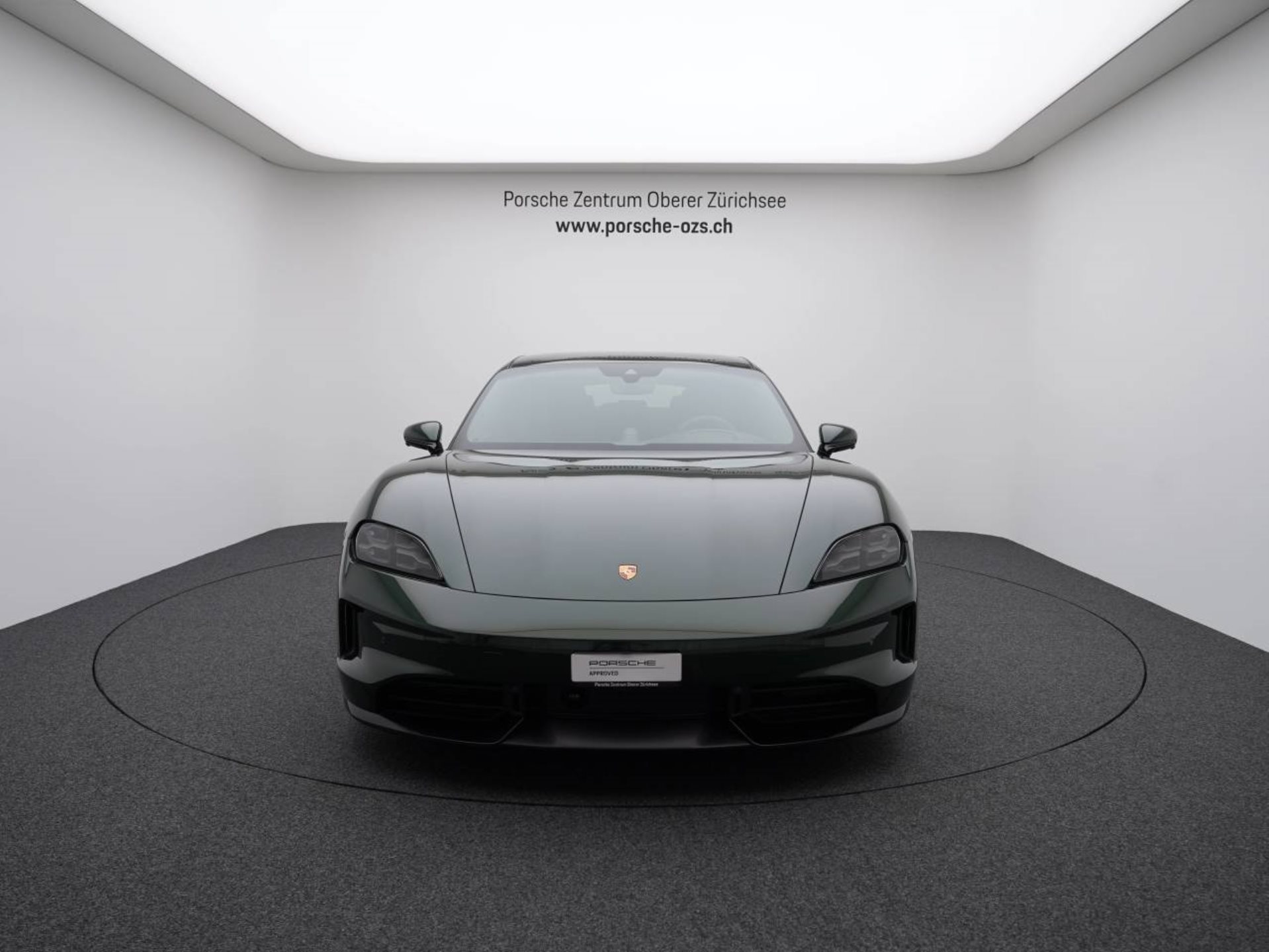 PORSCHE Taycan GTS Sport Turismo-image-9