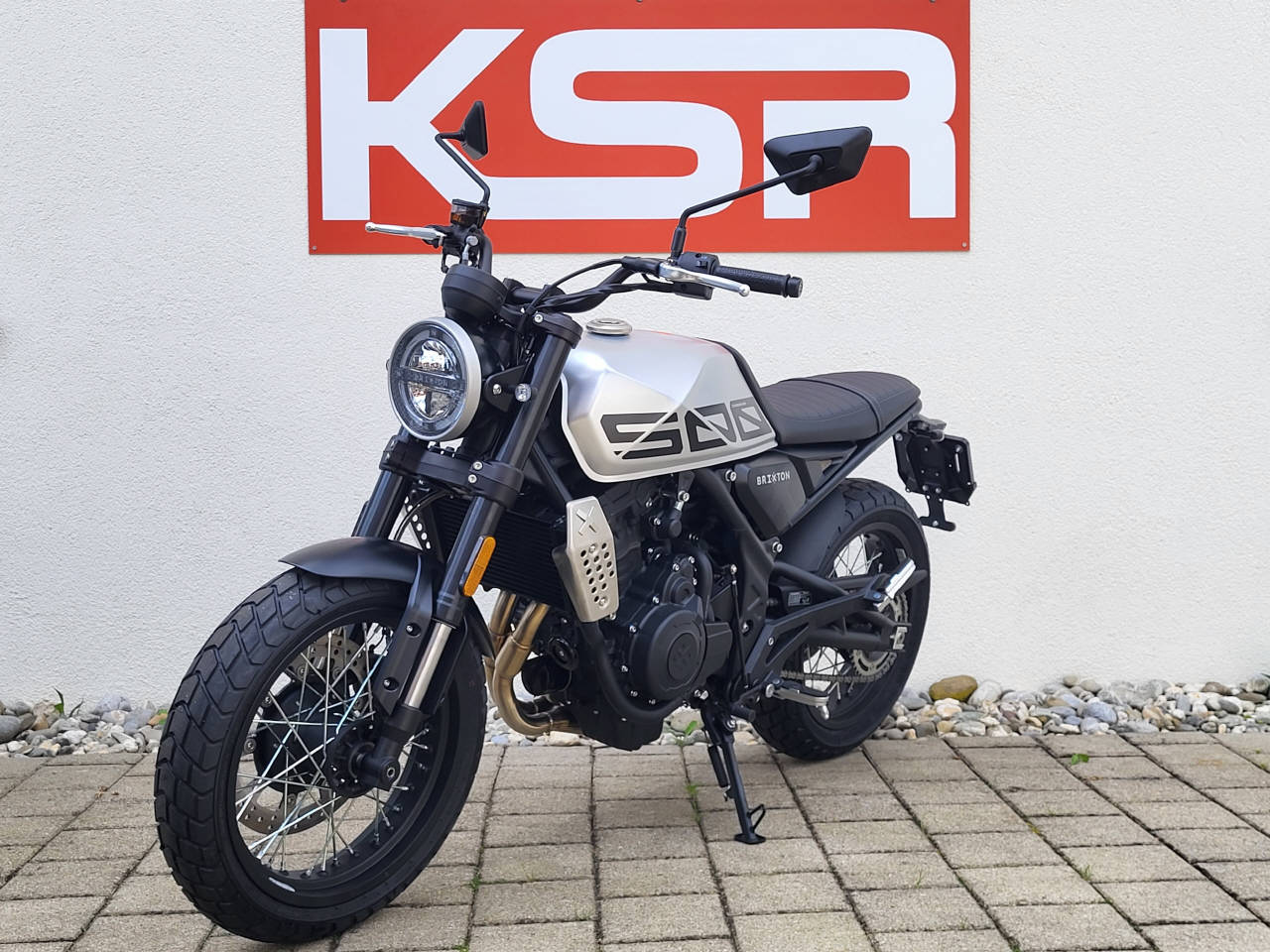 BRIXTON Crossfire 500 X-showroom-element-3