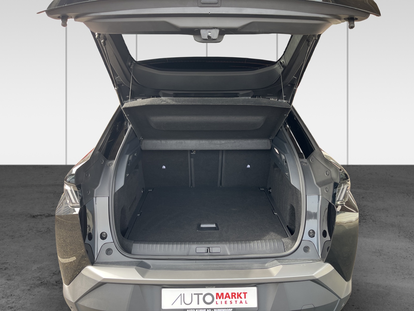 PEUGEOT 3008 73kWh Allure-image-11