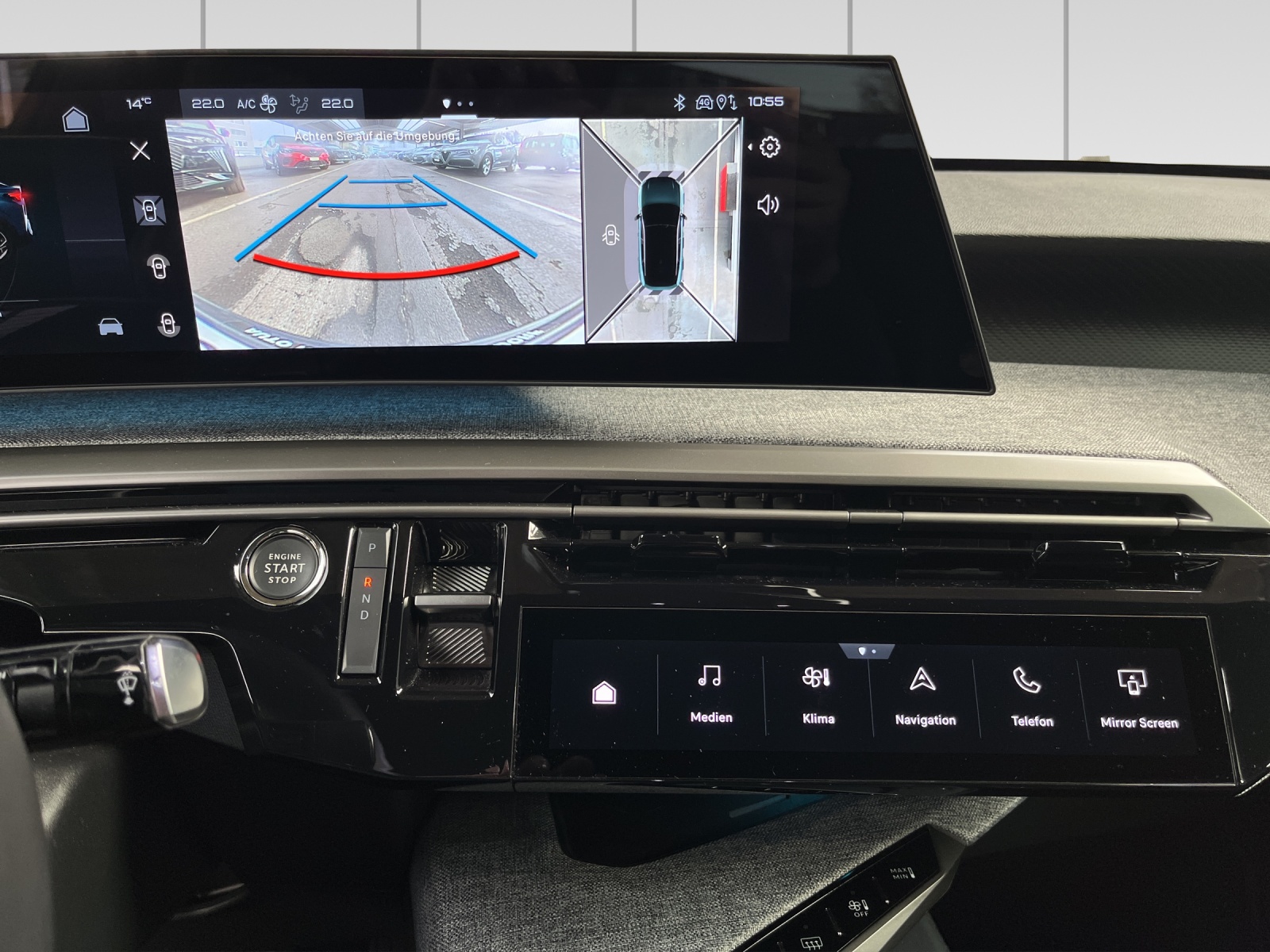 PEUGEOT 3008 73kWh Allure-image-10