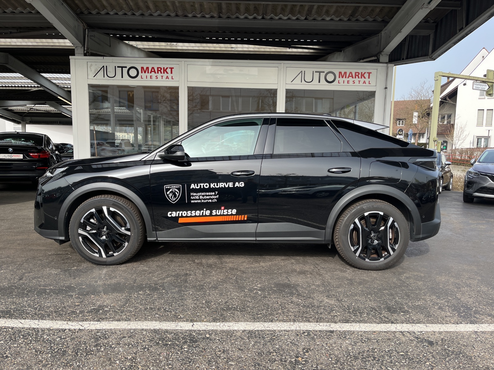 PEUGEOT 3008 73kWh Allure-image-1