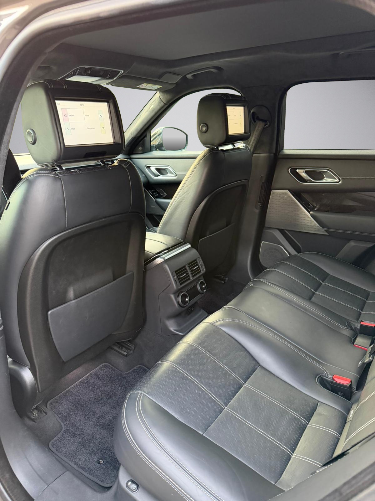 LAND ROVER Range Rover Velar R-Dynamic D 300 HSE Automatic-image-9