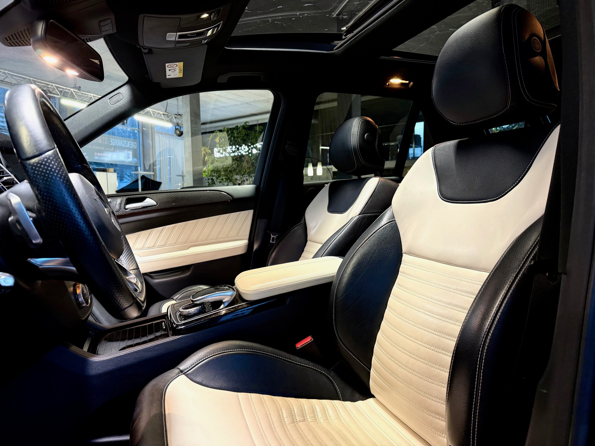 MERCEDES-BENZ GLE 500 4Matic 9G-Tronic-image-9