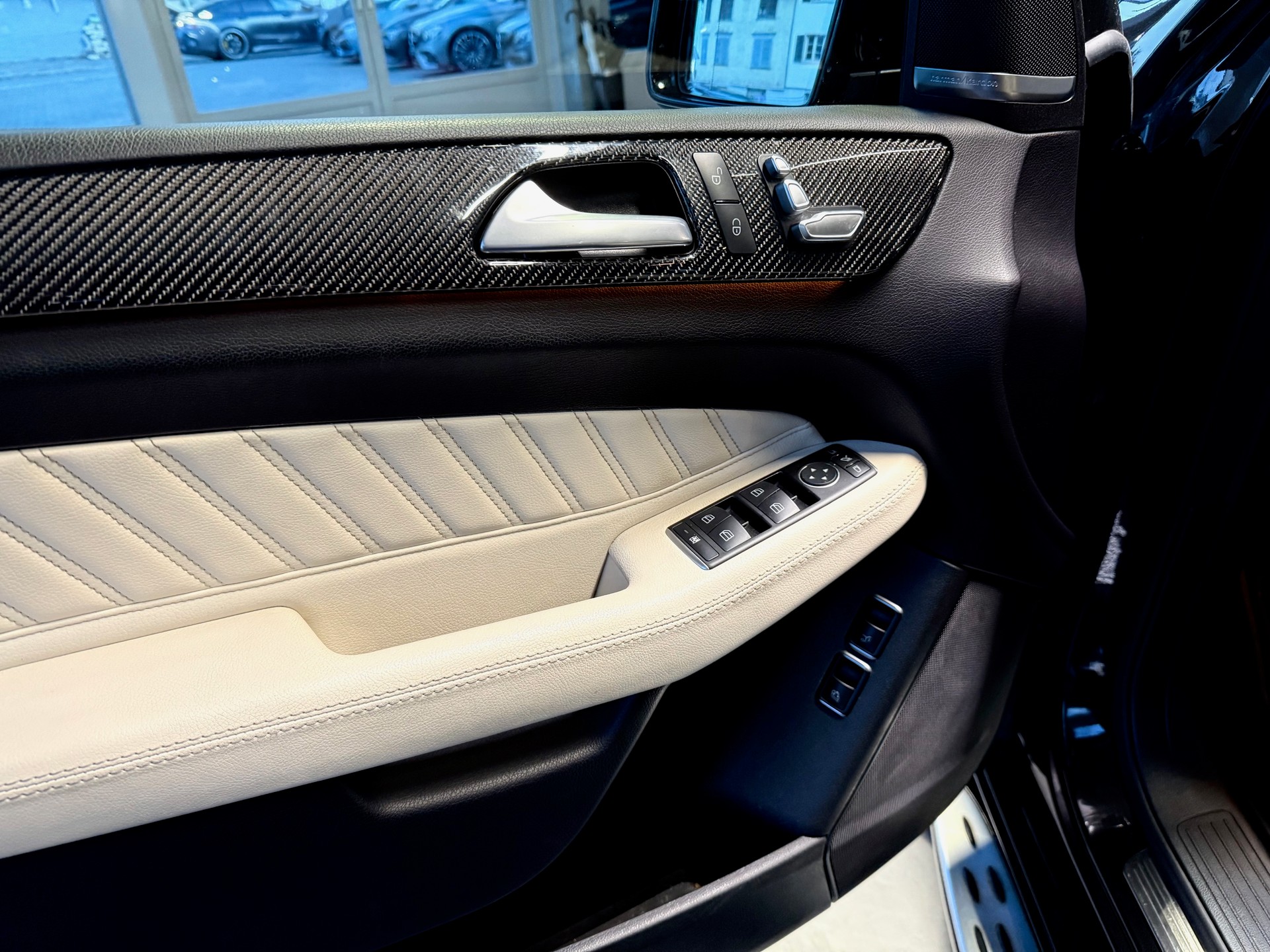 MERCEDES-BENZ GLE 500 4Matic 9G-Tronic-image-7