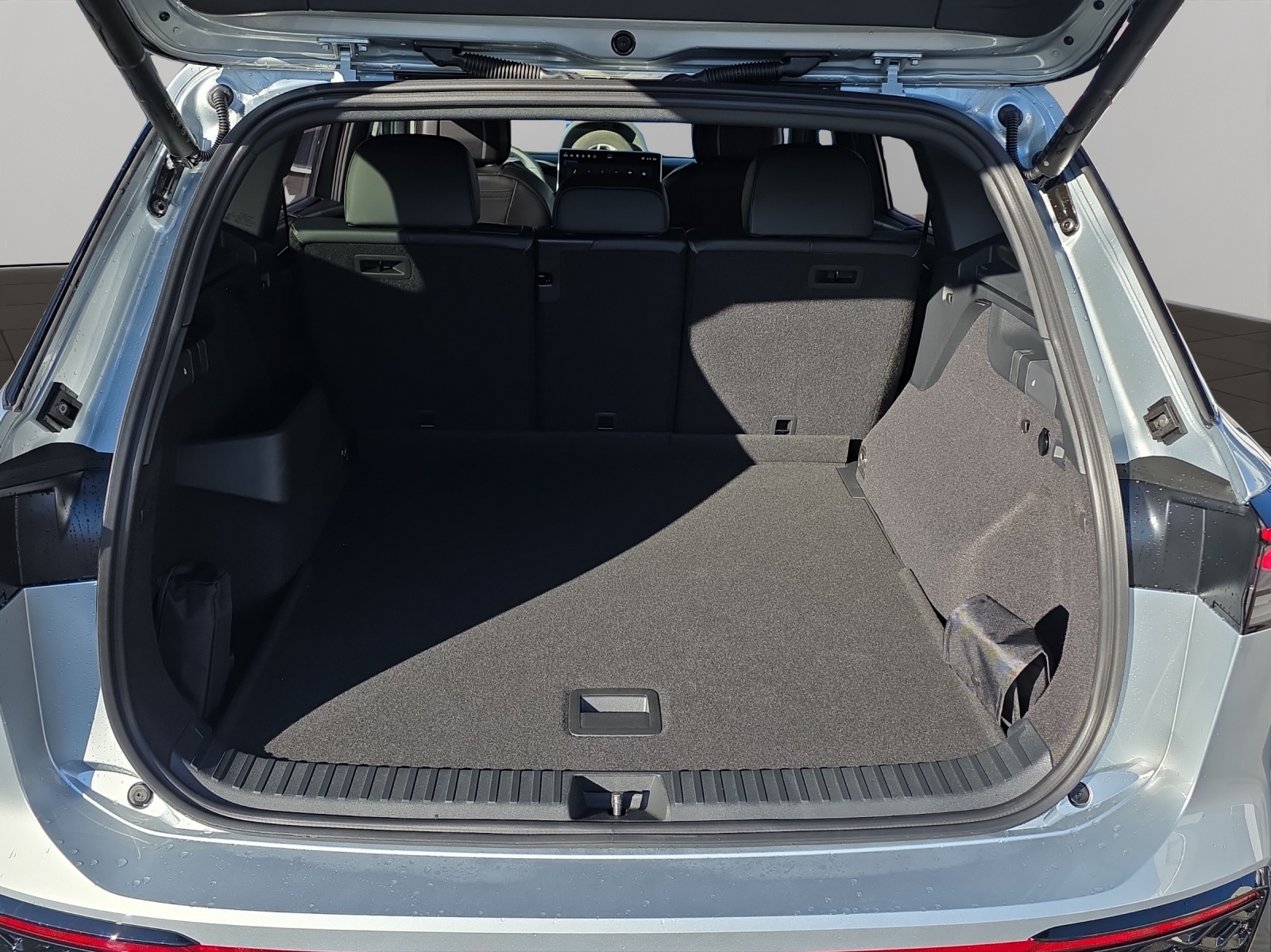 VW Tayron 2.0 TDI SCR R-Line 4Motion DSG-image-5