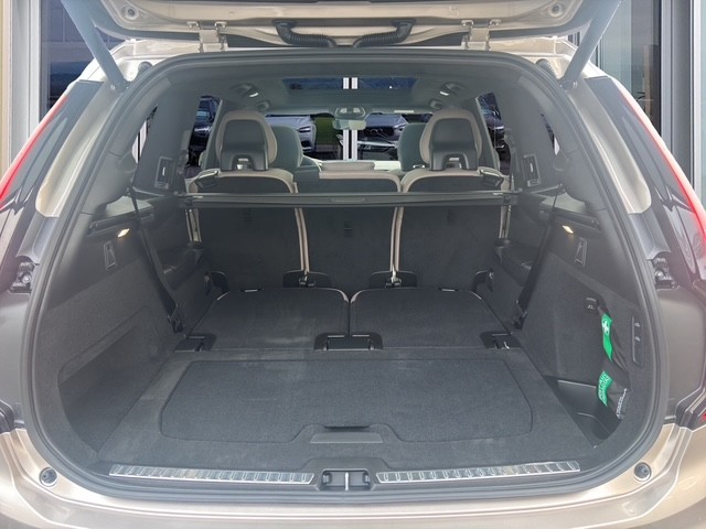 VOLVO XC90 2.0 T8 TE XCLUSIVE Edition Bright eAWD-image-5