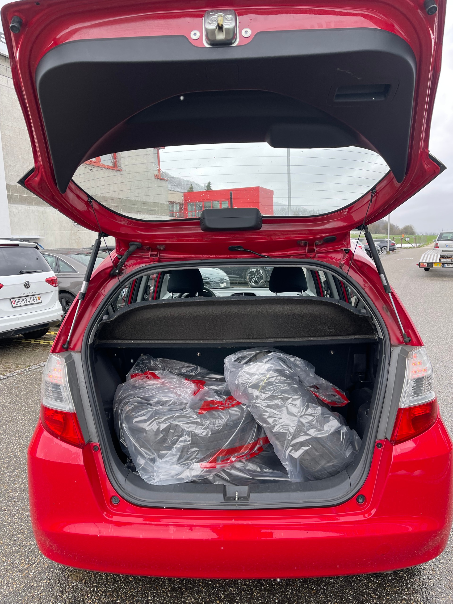 HONDA Jazz 1.2i ** Fisch AB MFK ** 8 Fach Bereit-image-11