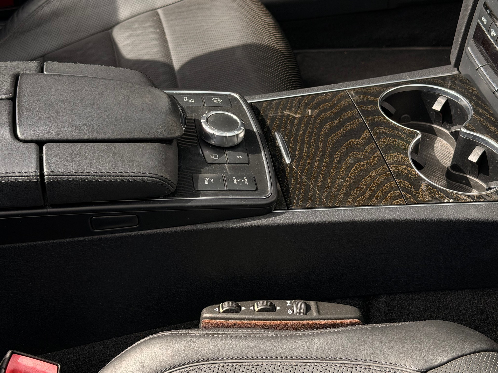 MERCEDES-BENZ E 500 V8 Edition 7G-Tronic-image-12
