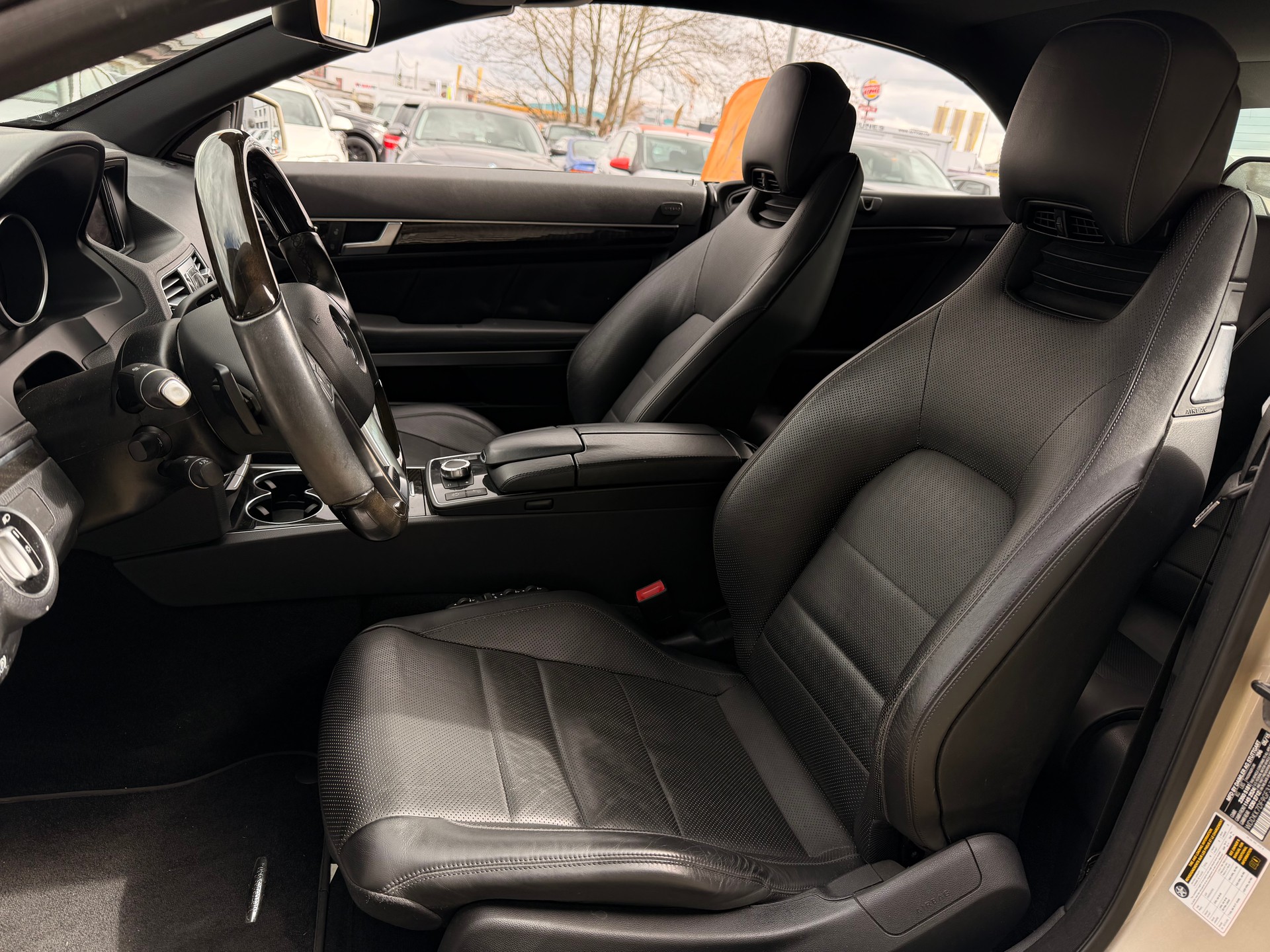 MERCEDES-BENZ E 500 V8 Edition 7G-Tronic-image-15