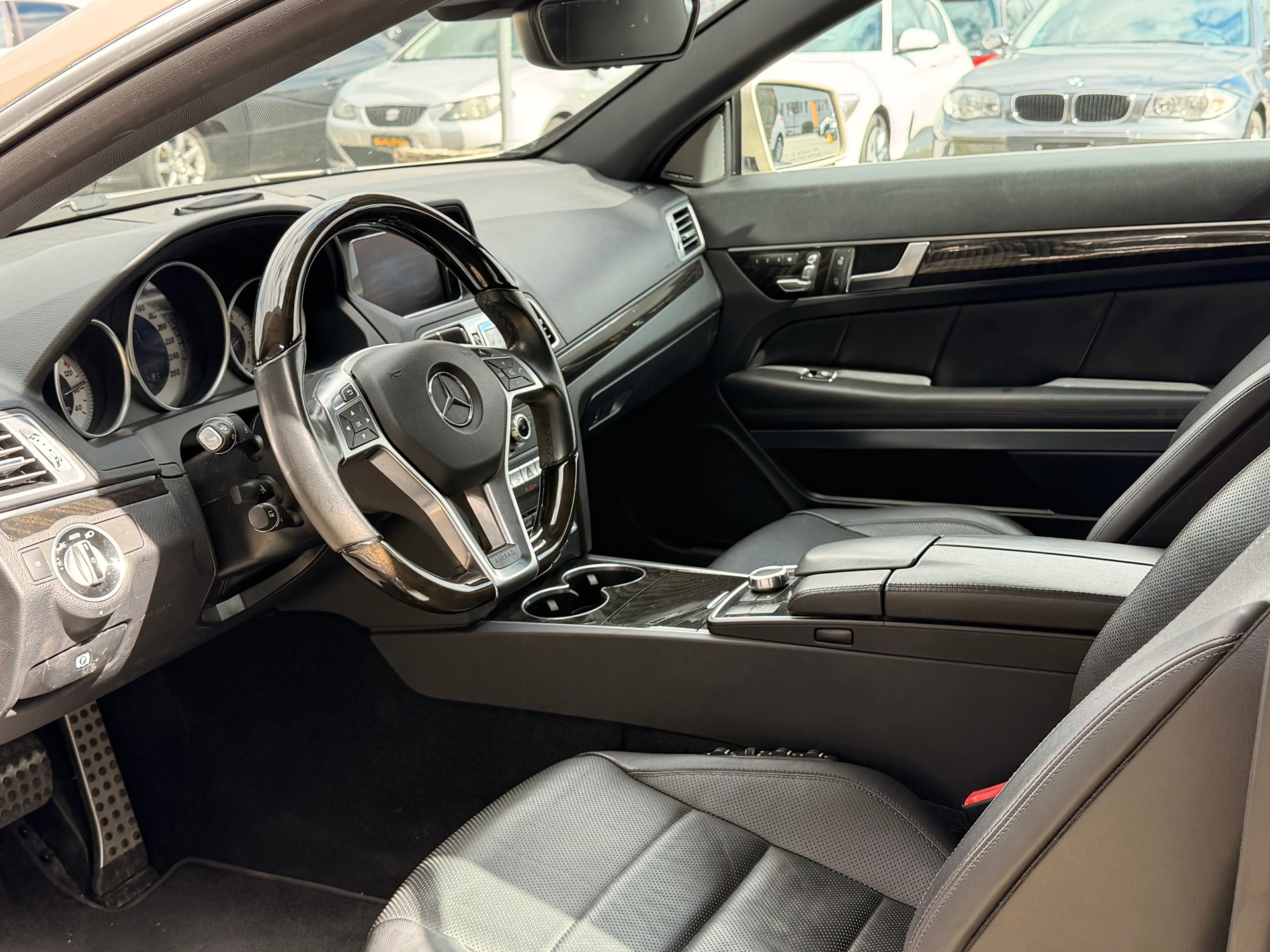 MERCEDES-BENZ E 500 V8 Edition 7G-Tronic-image-7