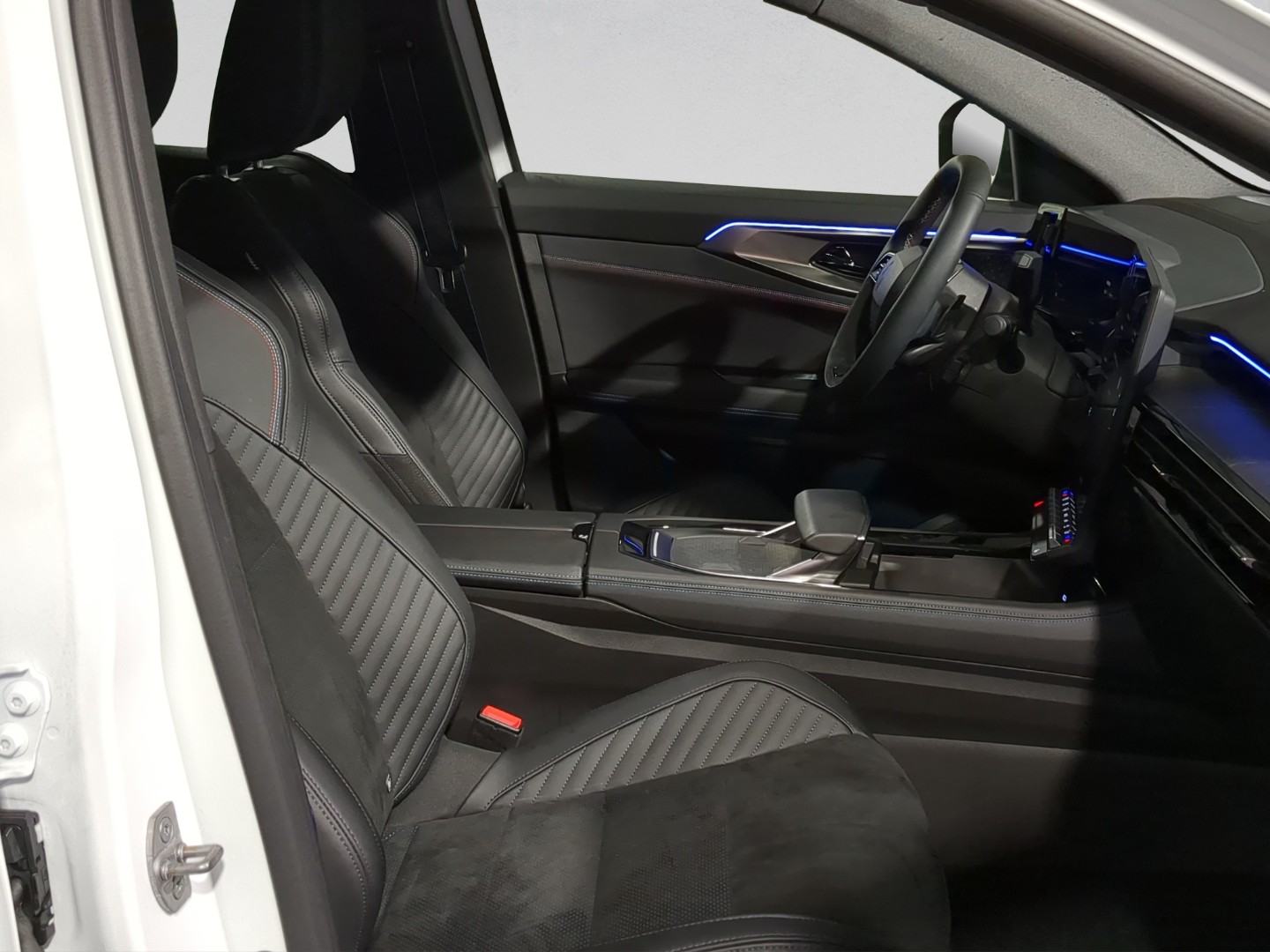 RENAULT Rafale 1.2 E-Tech Hybrid 200 Esprit Alpine-image-14