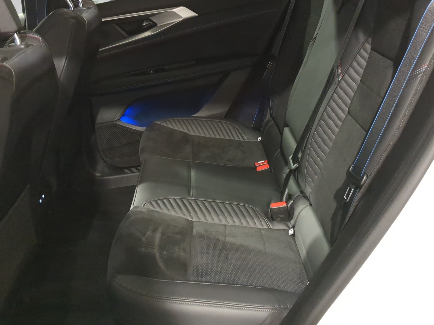 RENAULT Rafale 1.2 E-Tech Hybrid 200 Esprit Alpine-image-12