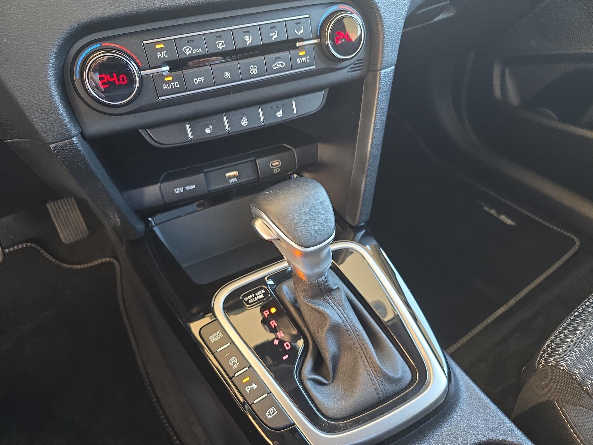 KIA Ceed SW 1.5 T-GDi MHEV Power / Jetzt mit attraktivem 1.99% Leasing-image-17