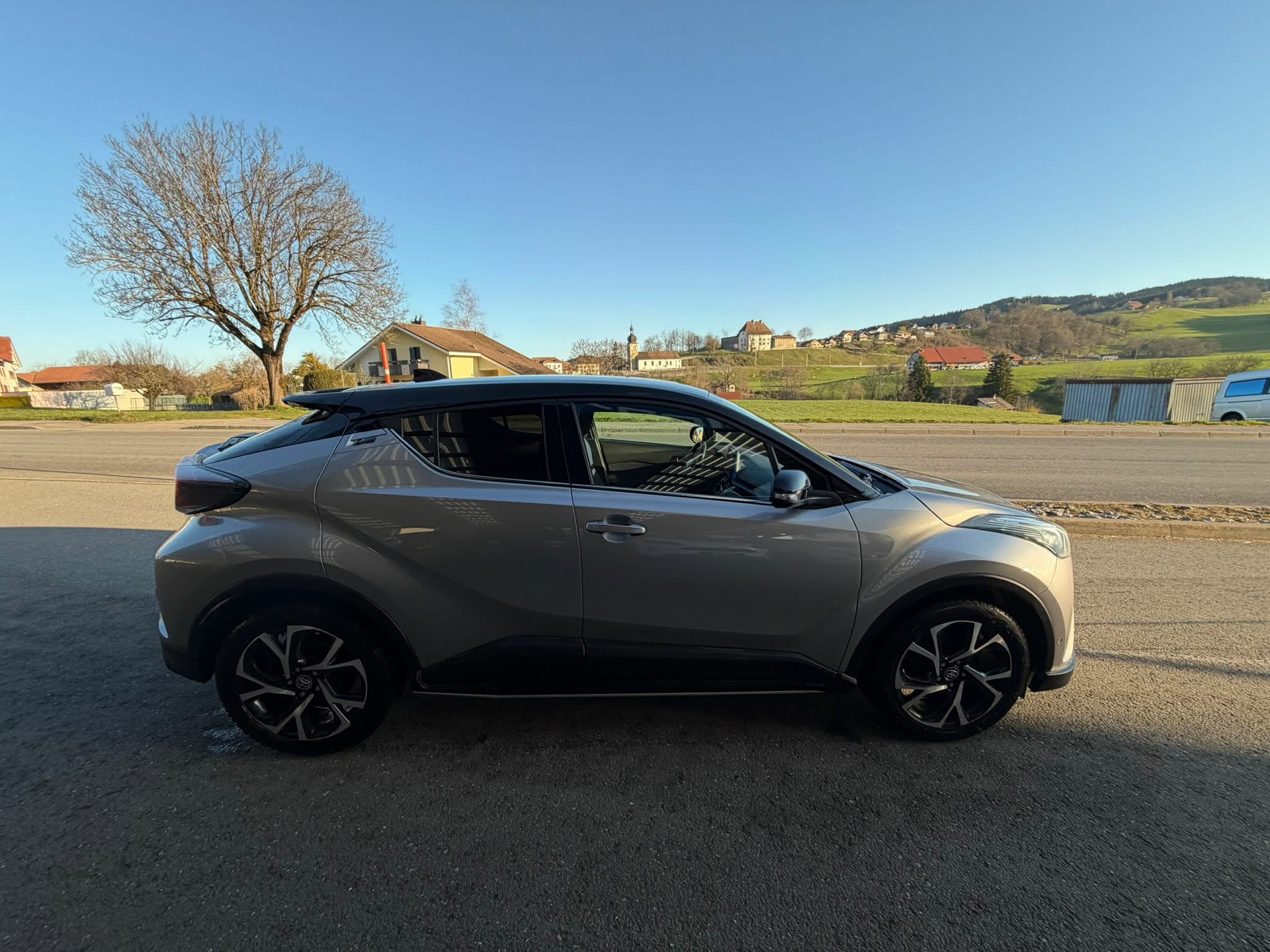 TOYOTA C-HR 1.2 Turbo Style 4WD Multidrive S-image-4