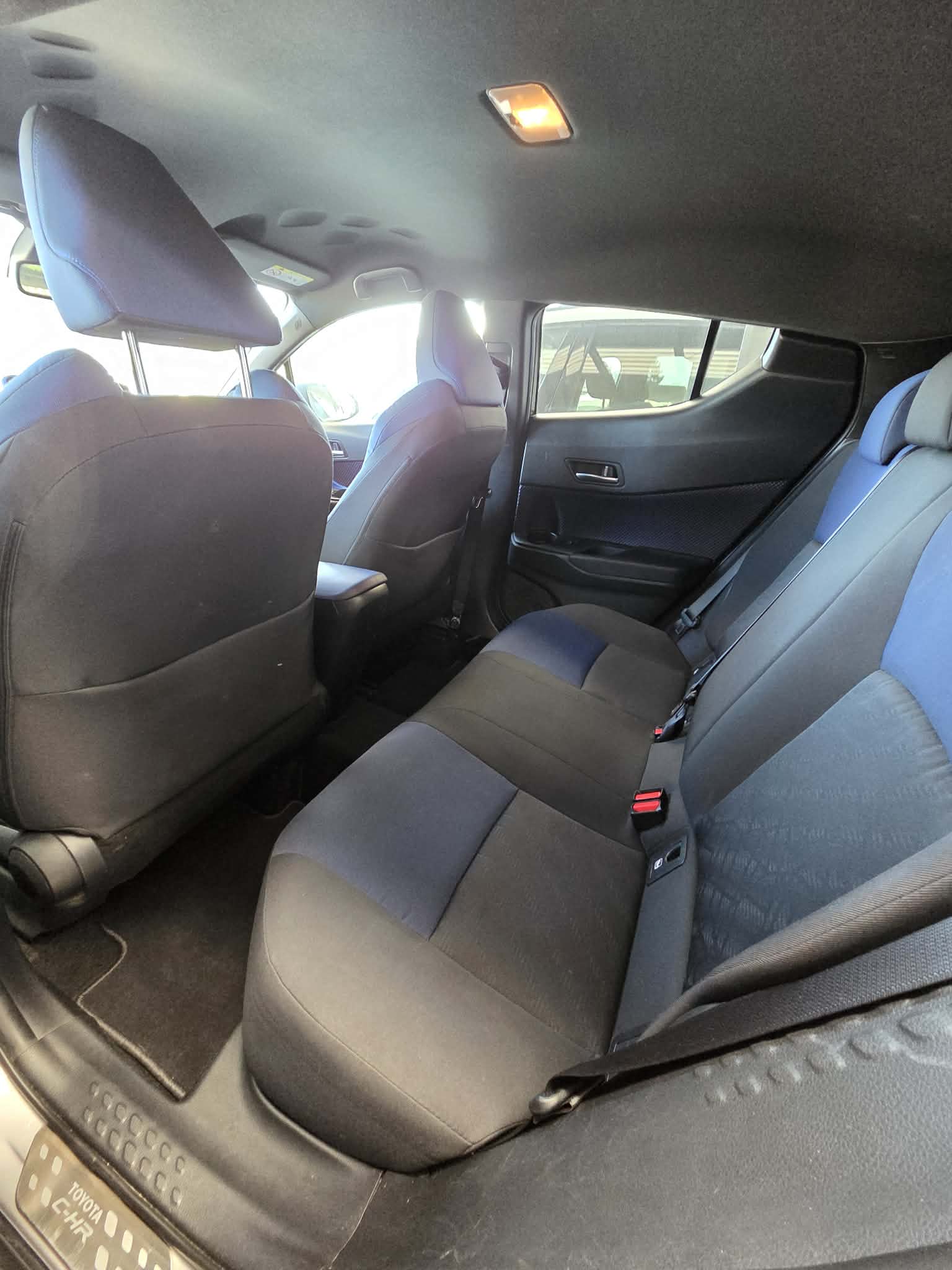 TOYOTA C-HR 1.2 Turbo Style 4WD Multidrive S-image-14