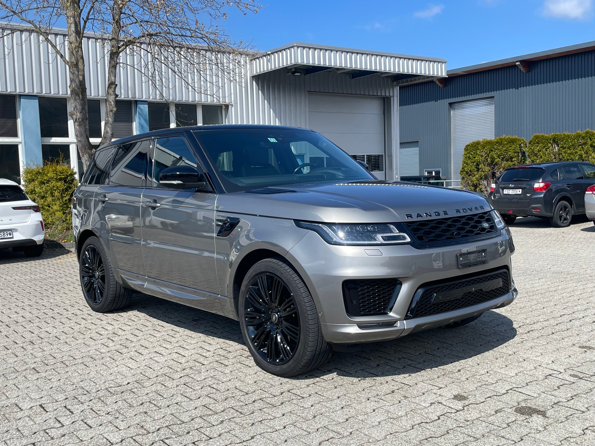 LAND ROVER Range Rover Sport 3.0 SDV6 HSE Dynamic Automatic-image-6