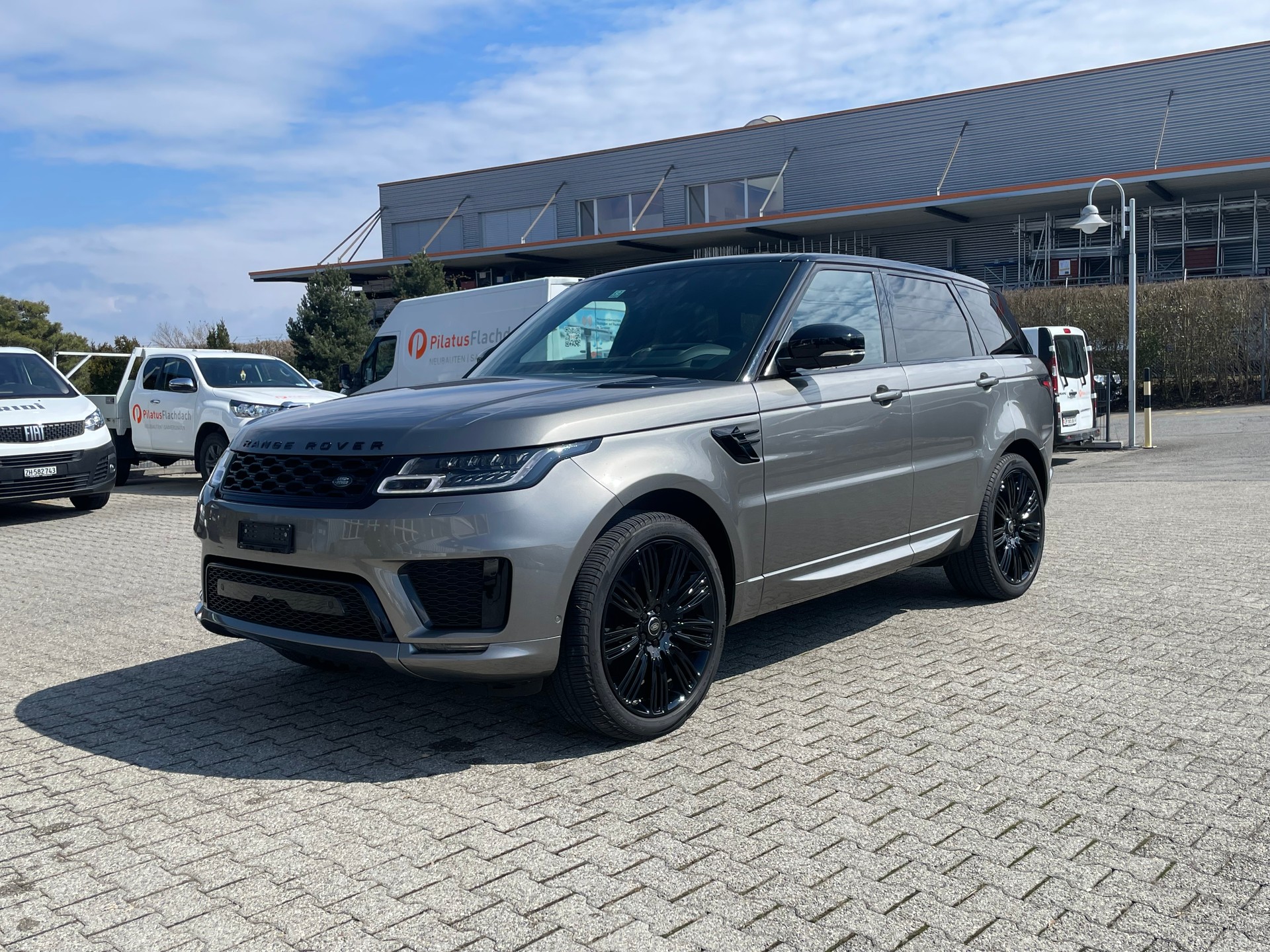LAND ROVER Range Rover Sport 3.0 SDV6 HSE Dynamic Automatic-image-0