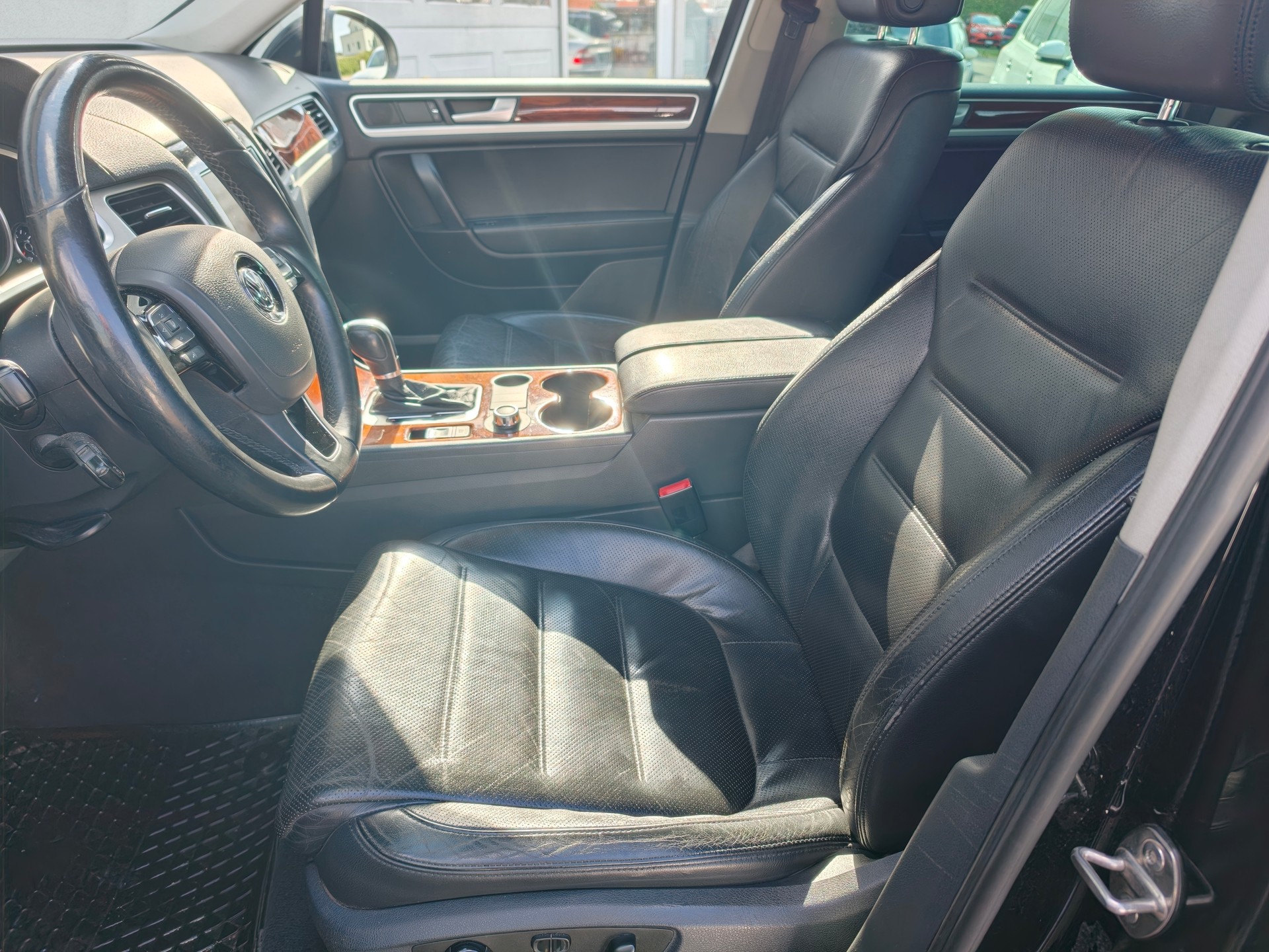 VW Touareg 3.0 TDI BlueMotion Technology Tiptronic-image-7