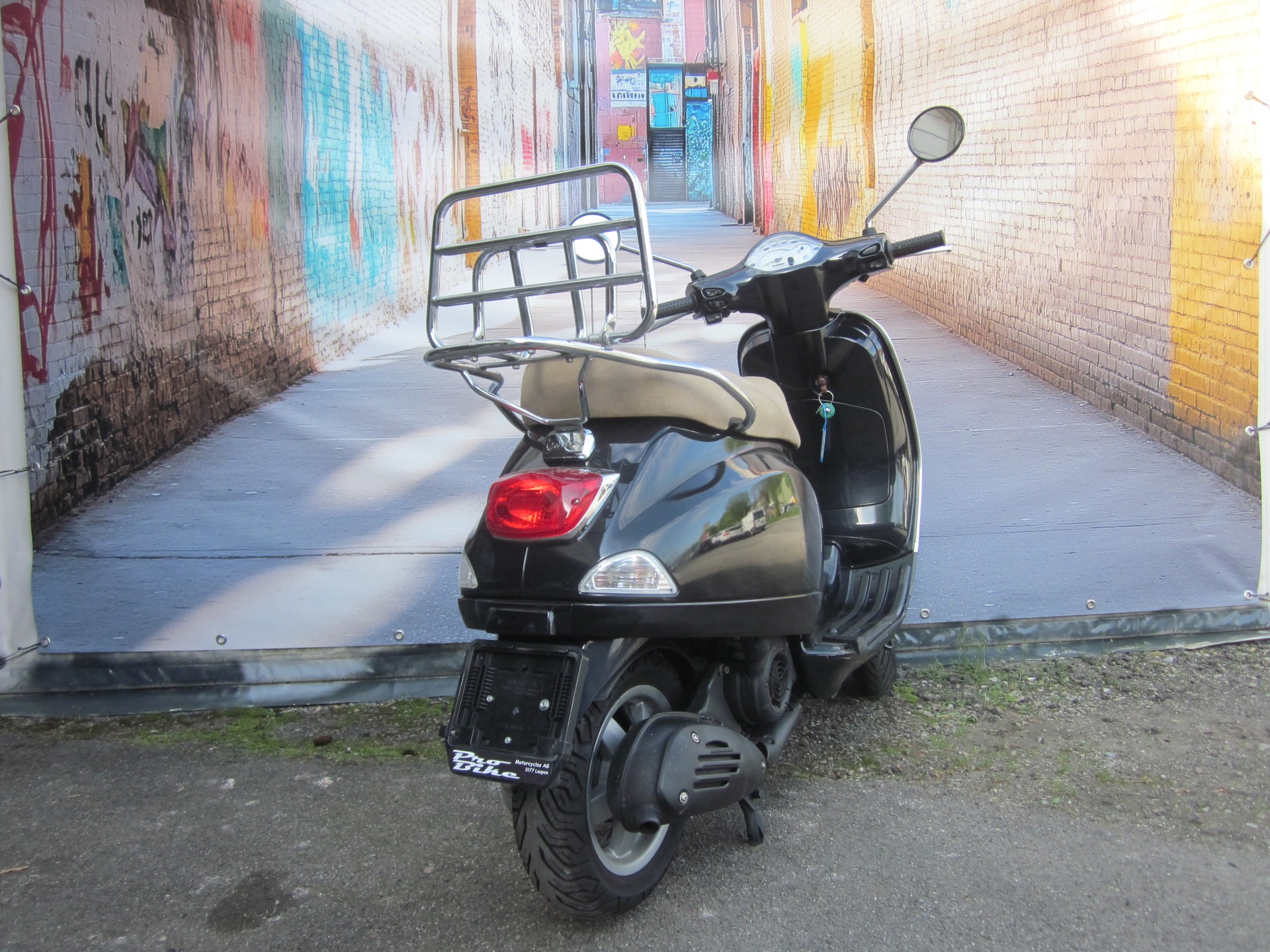 PIAGGIO Vespa 125 LX4-image-3