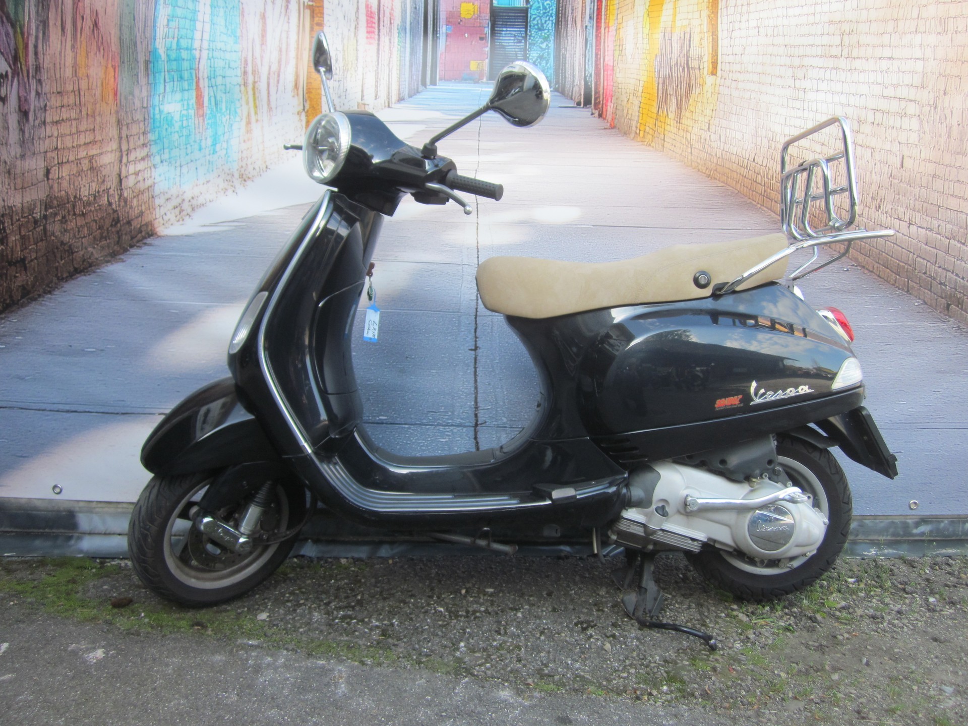 PIAGGIO Vespa 125 LX4-image-1