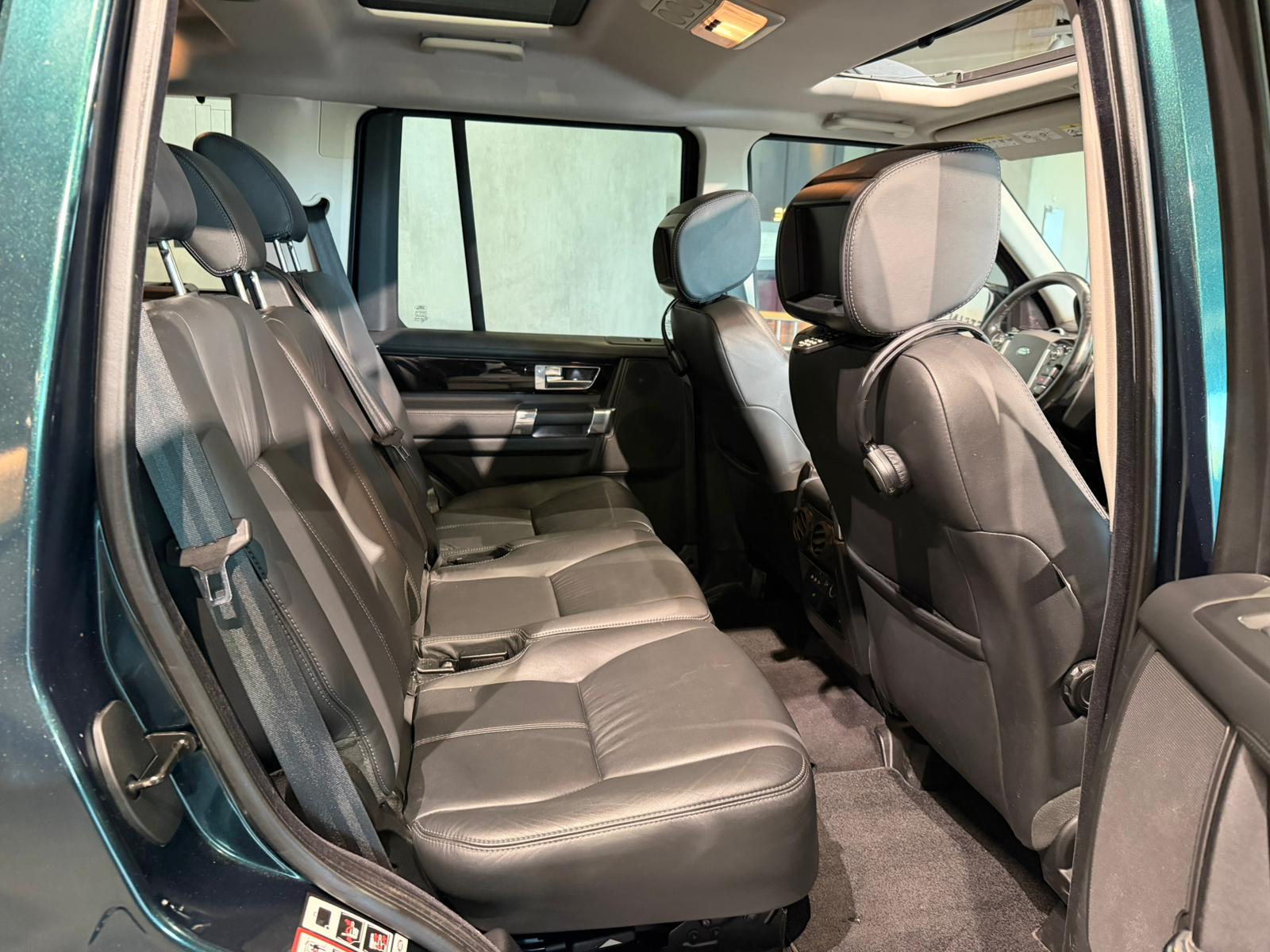 LAND ROVER Discovery 3.0 SDV6 HSE Automatic-image-18