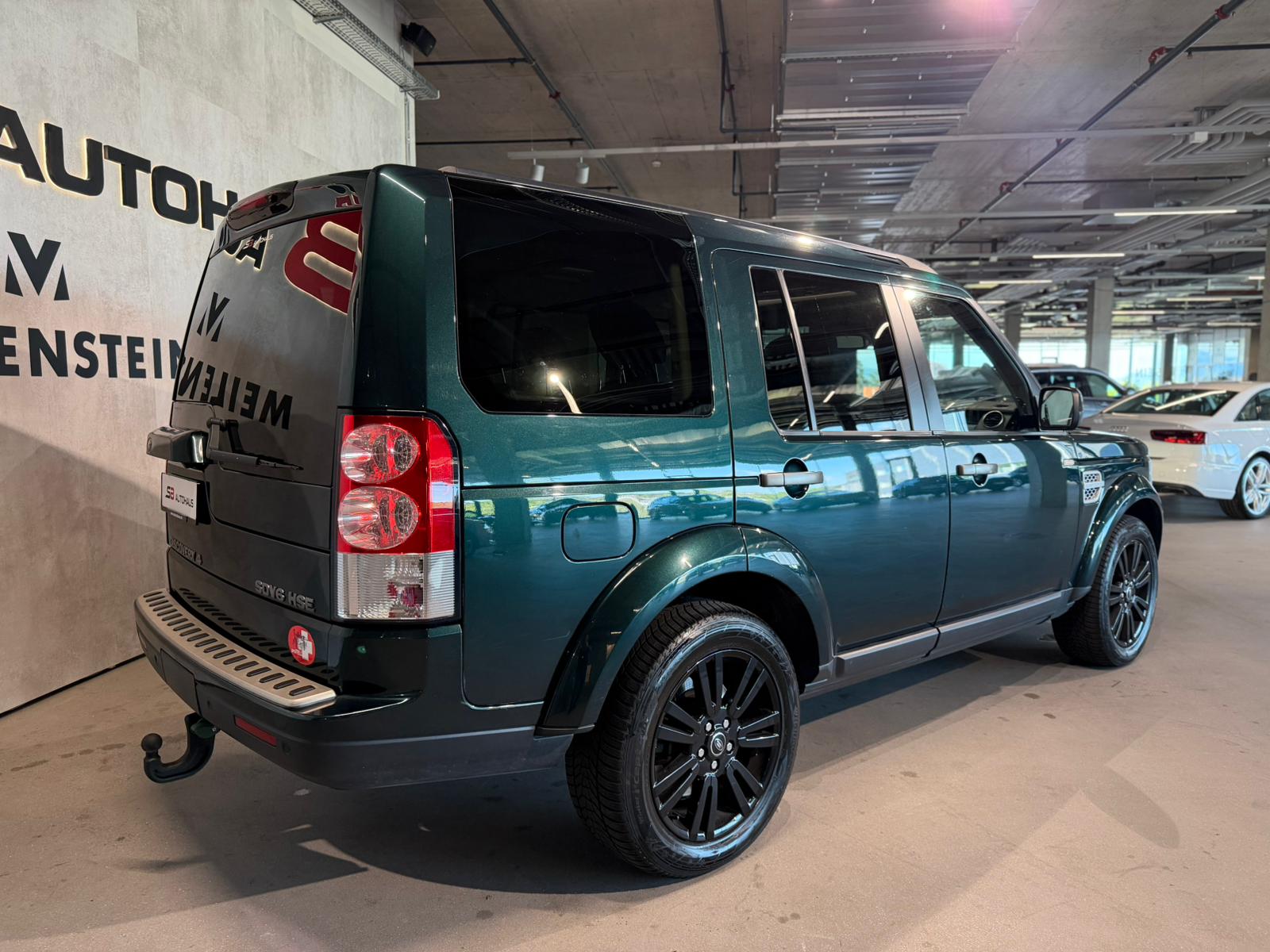 LAND ROVER Discovery 3.0 SDV6 HSE Automatic-image-15