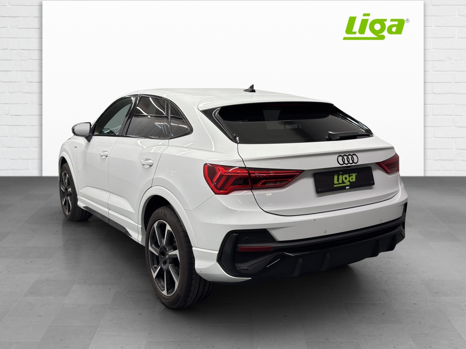 AUDI Q3 Sportback 1.5 35 TFSI S line S-Tronic-image-3