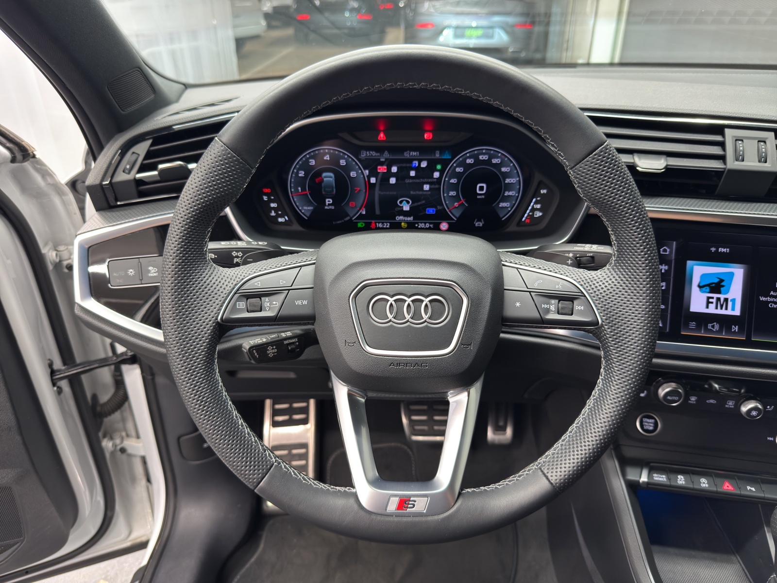 AUDI Q3 Sportback 1.5 35 TFSI S line S-Tronic-image-15