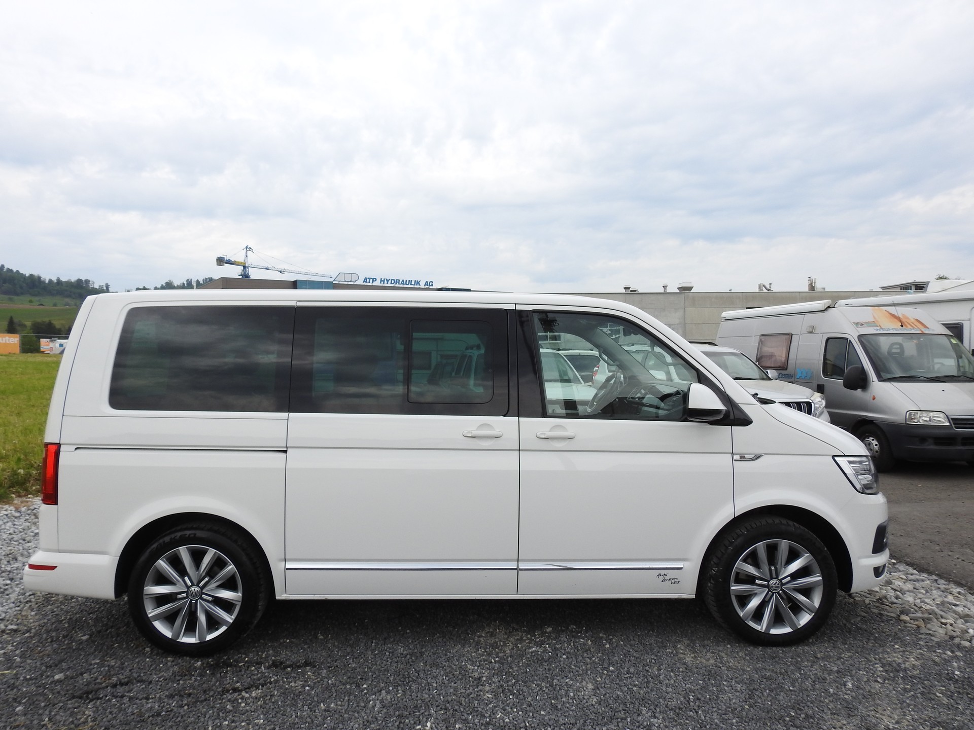 VW T6 Multivan 2.0 Bi-TDI Highline 4Motion DSG-image-6
