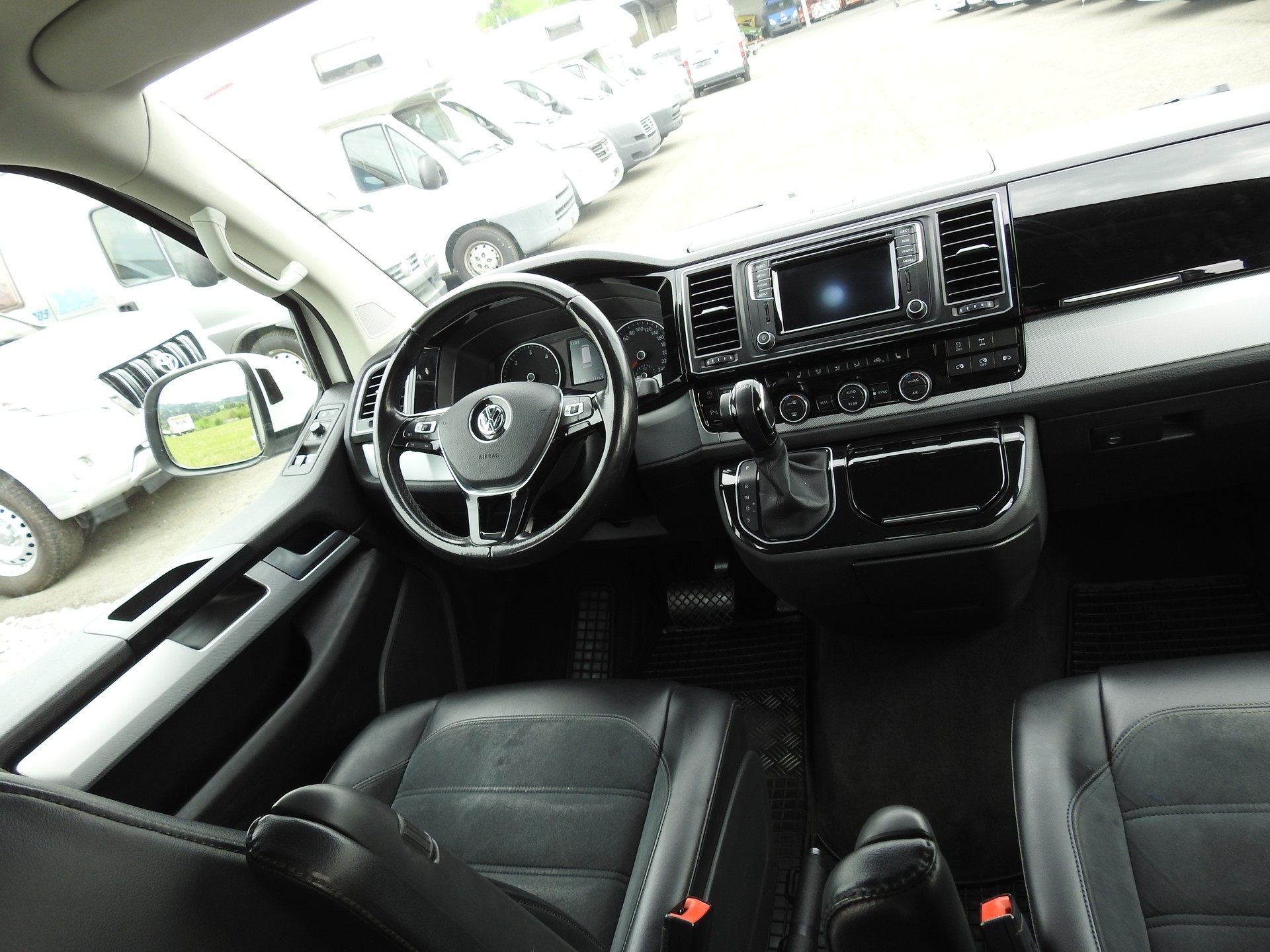 VW T6 Multivan 2.0 Bi-TDI Highline 4Motion DSG-image-19