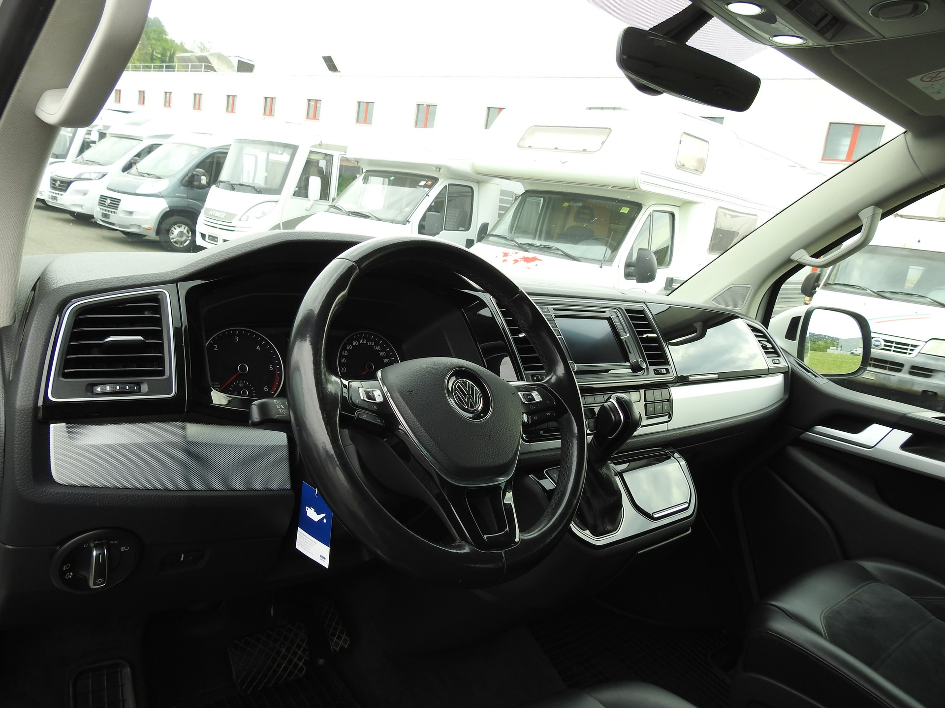 VW T6 Multivan 2.0 Bi-TDI Highline 4Motion DSG-image-10