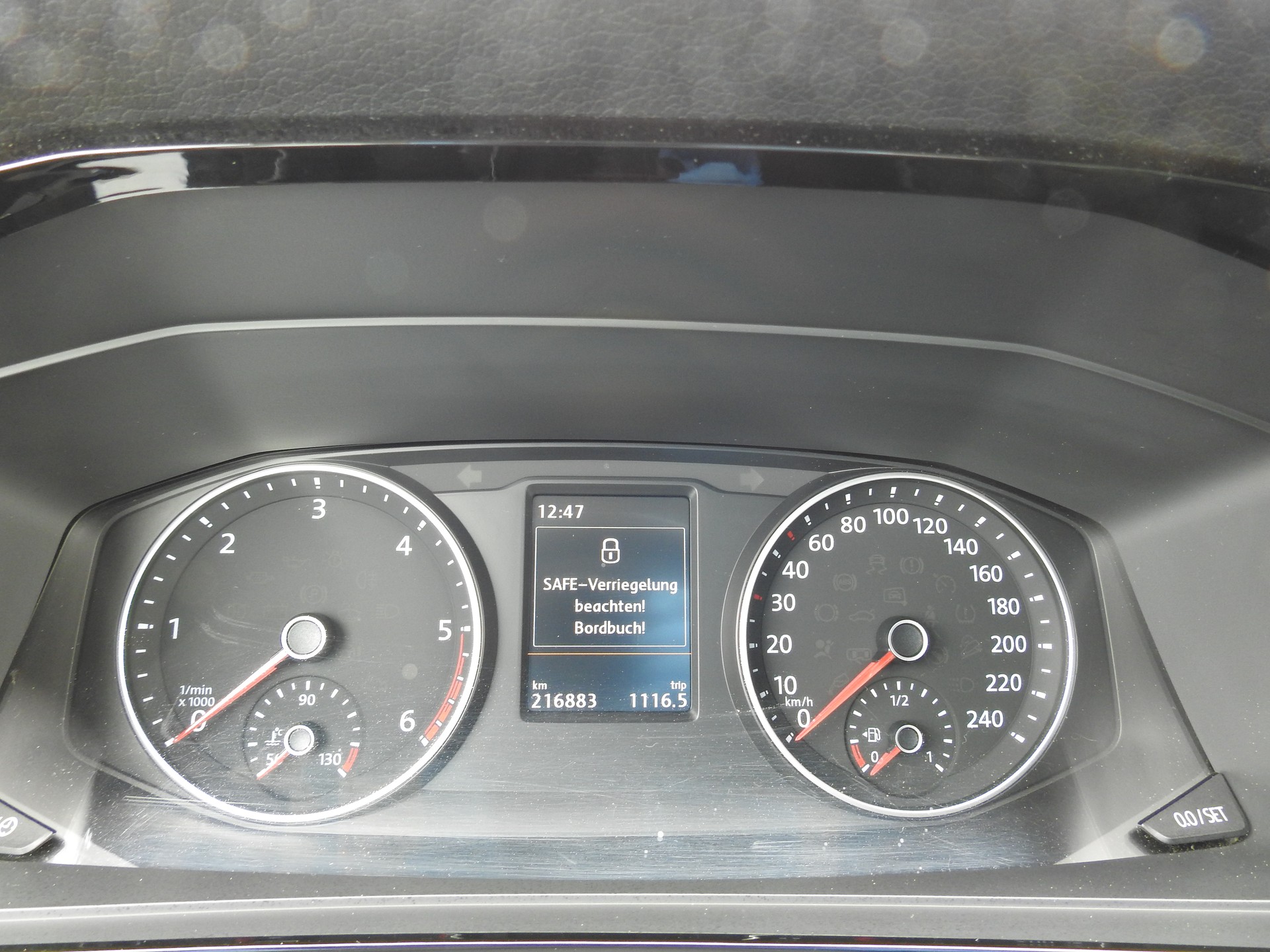 VW T6 Multivan 2.0 Bi-TDI Highline 4Motion DSG-image-28