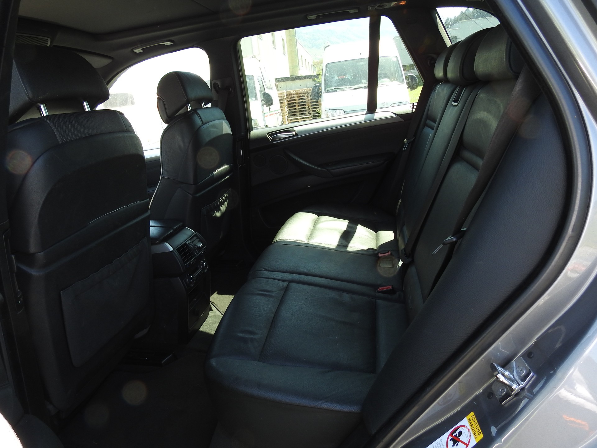 BMW X5 xDrive 48i (4.8i) Steptronic-image-16