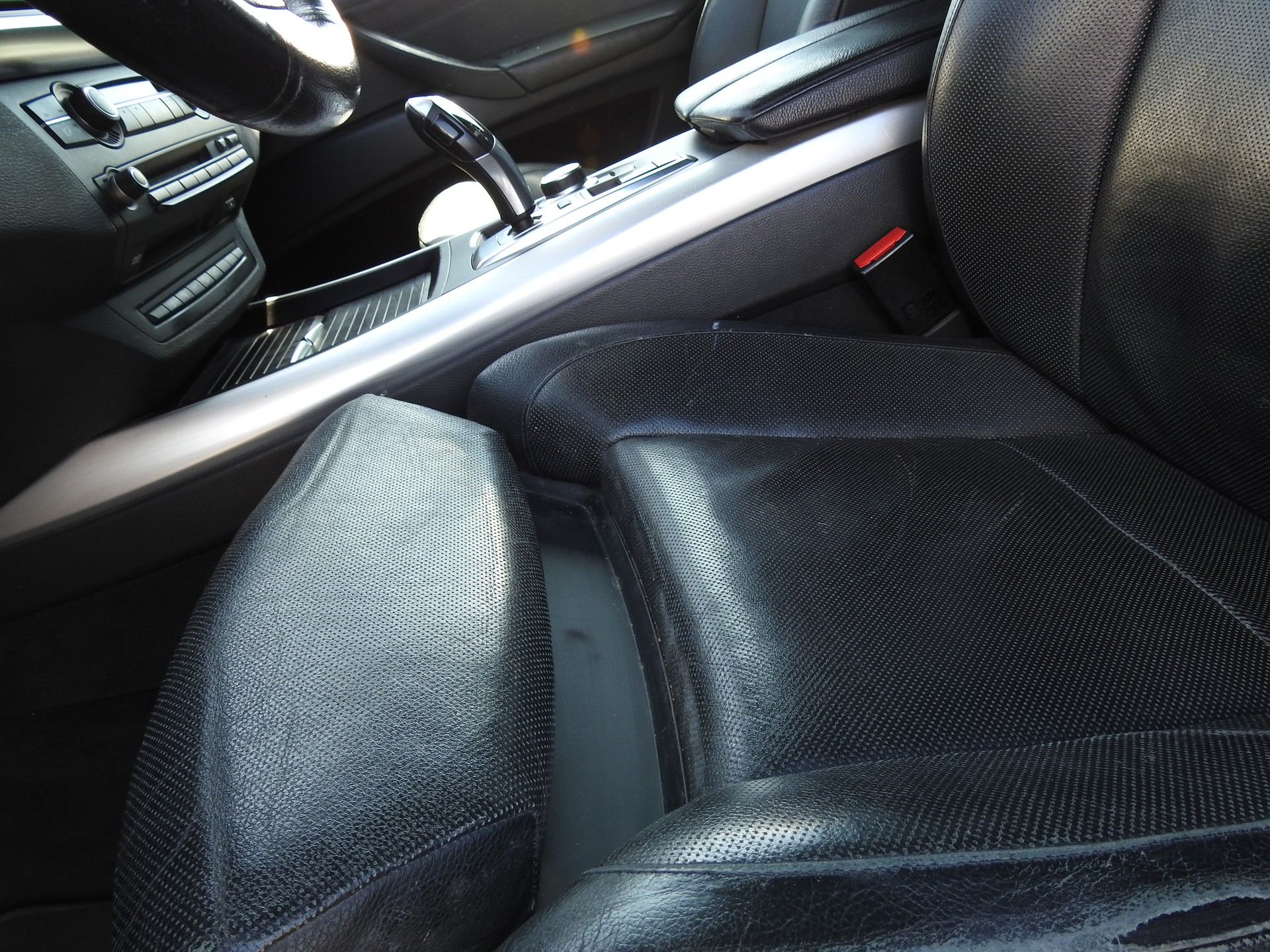 BMW X5 xDrive 48i (4.8i) Steptronic-image-14
