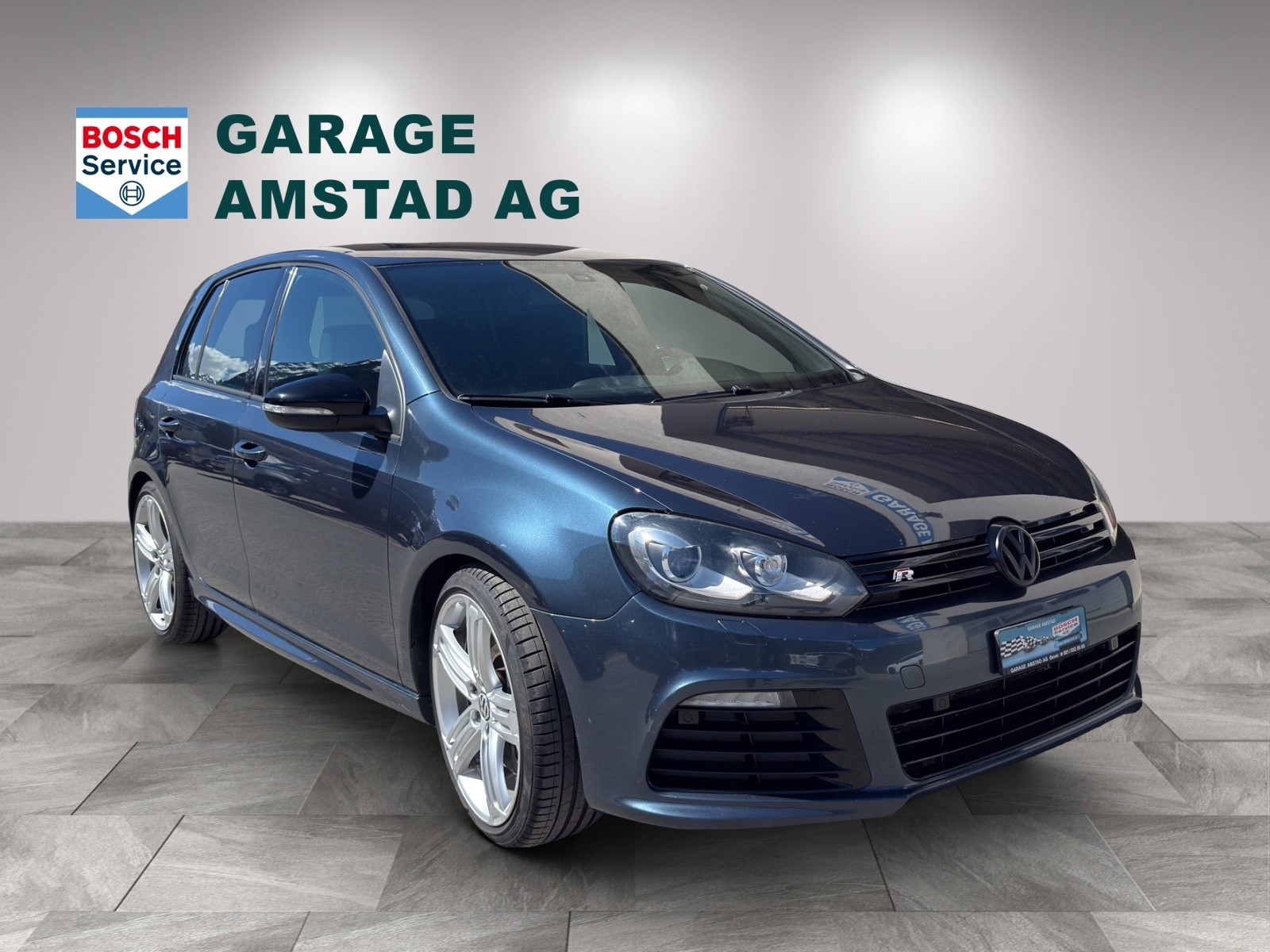 VW Golf 2.0 TSI R 4Motion-image-2
