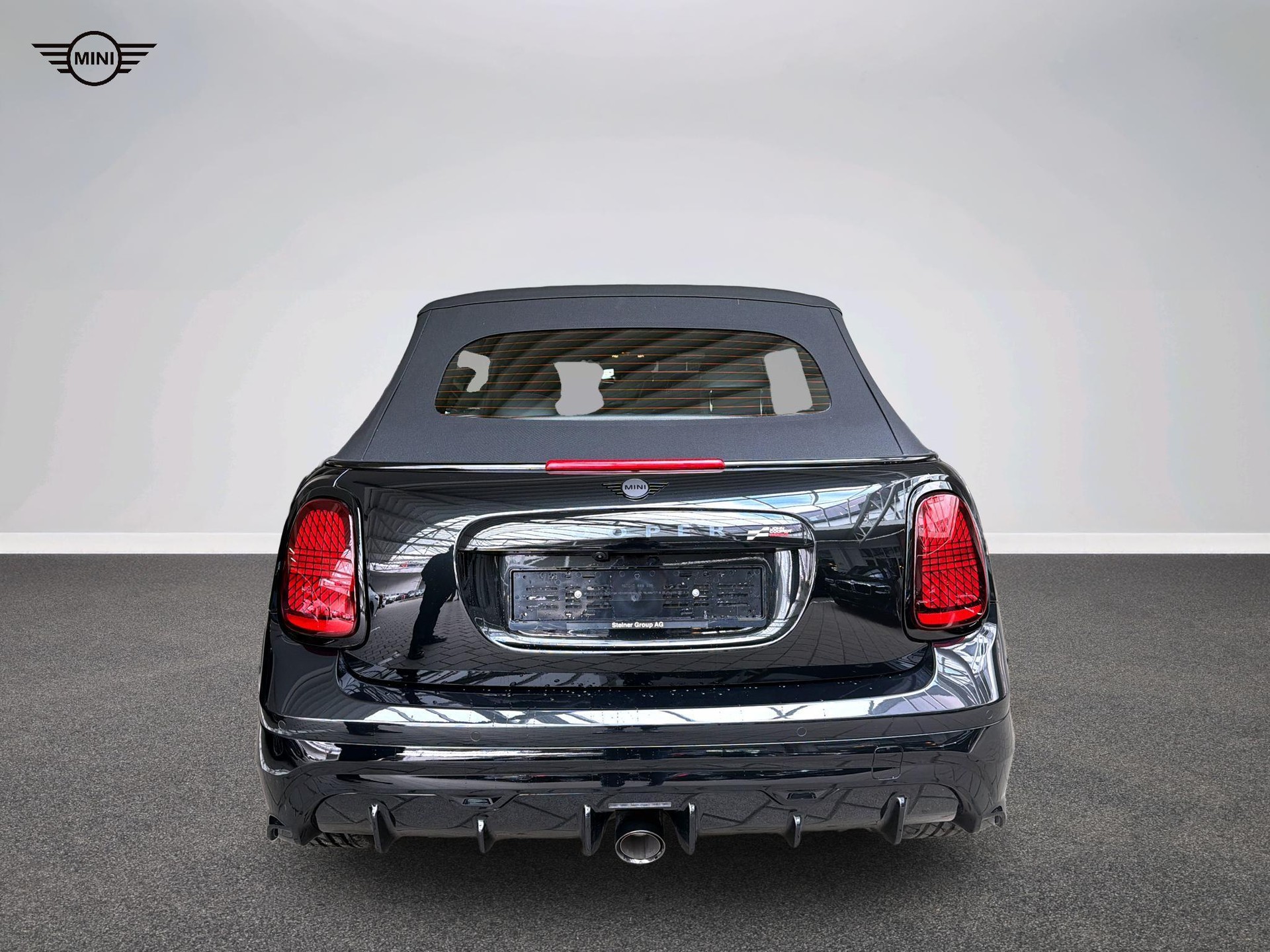MINI John Cooper Works Cabrio-image-14